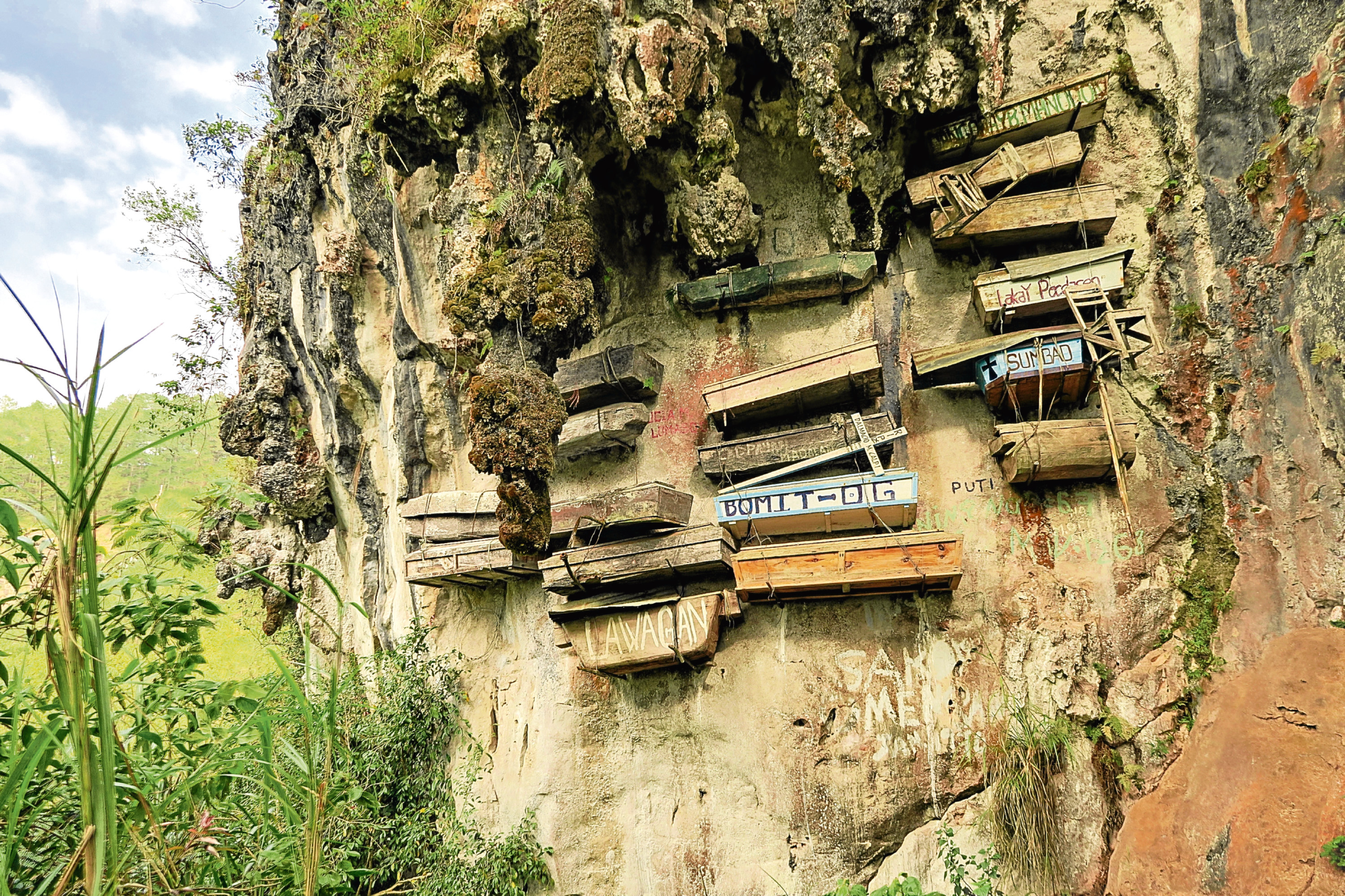 Hanging Coffins of Sagada (Getty Images)