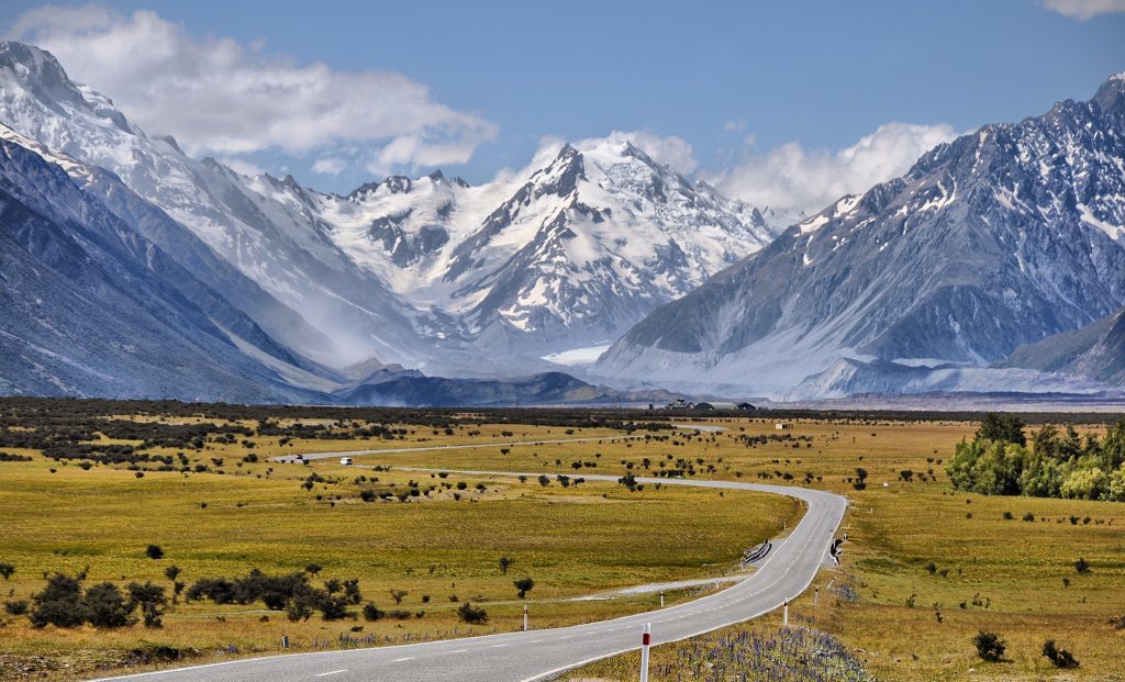 Road toaward Mount Cook, New Zealand (Getty Images)