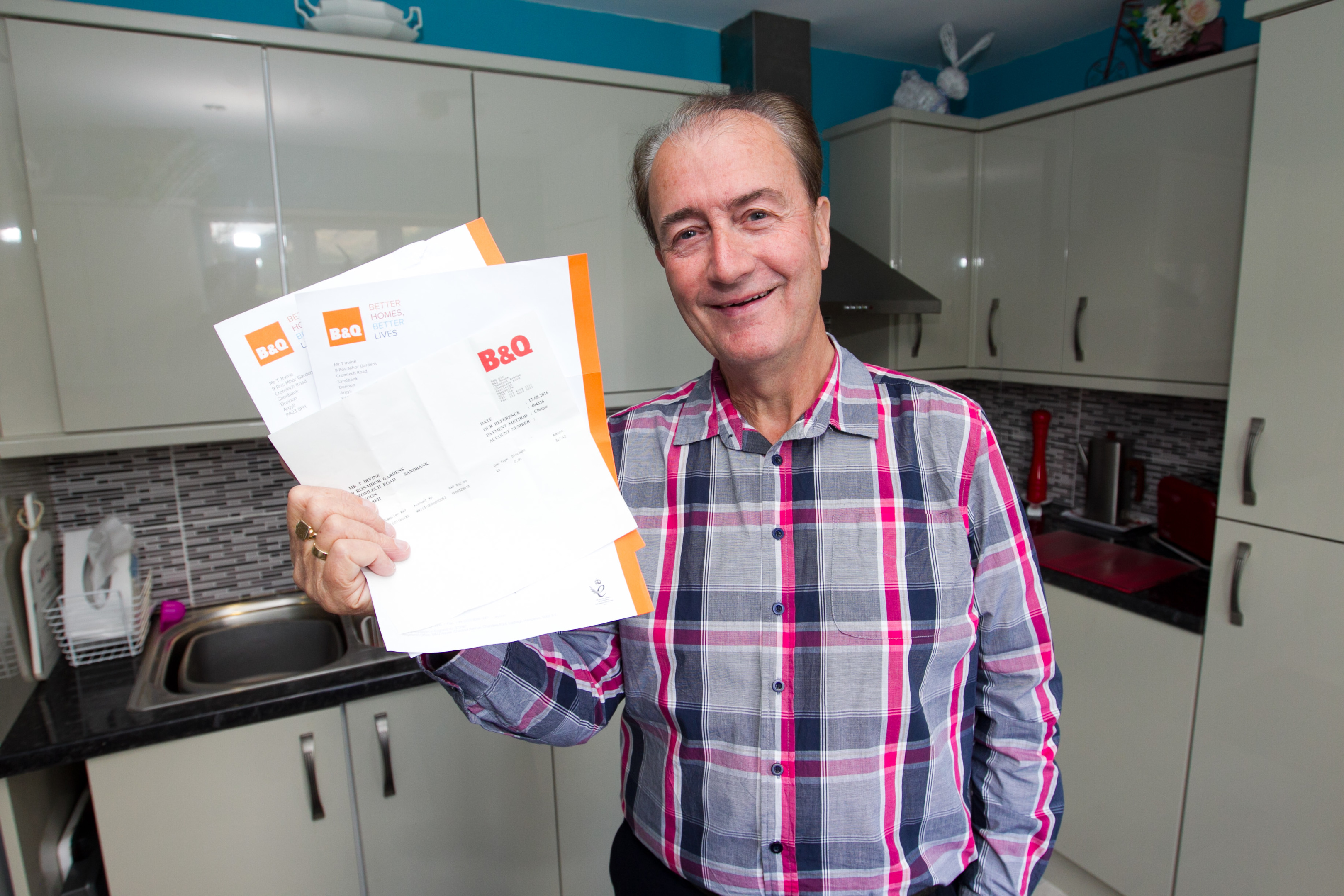 Tom Irvine, who is happy after Raw Deal helped him resolve a problem he had with B&Q (Andrew Cawley/DC Thomson)