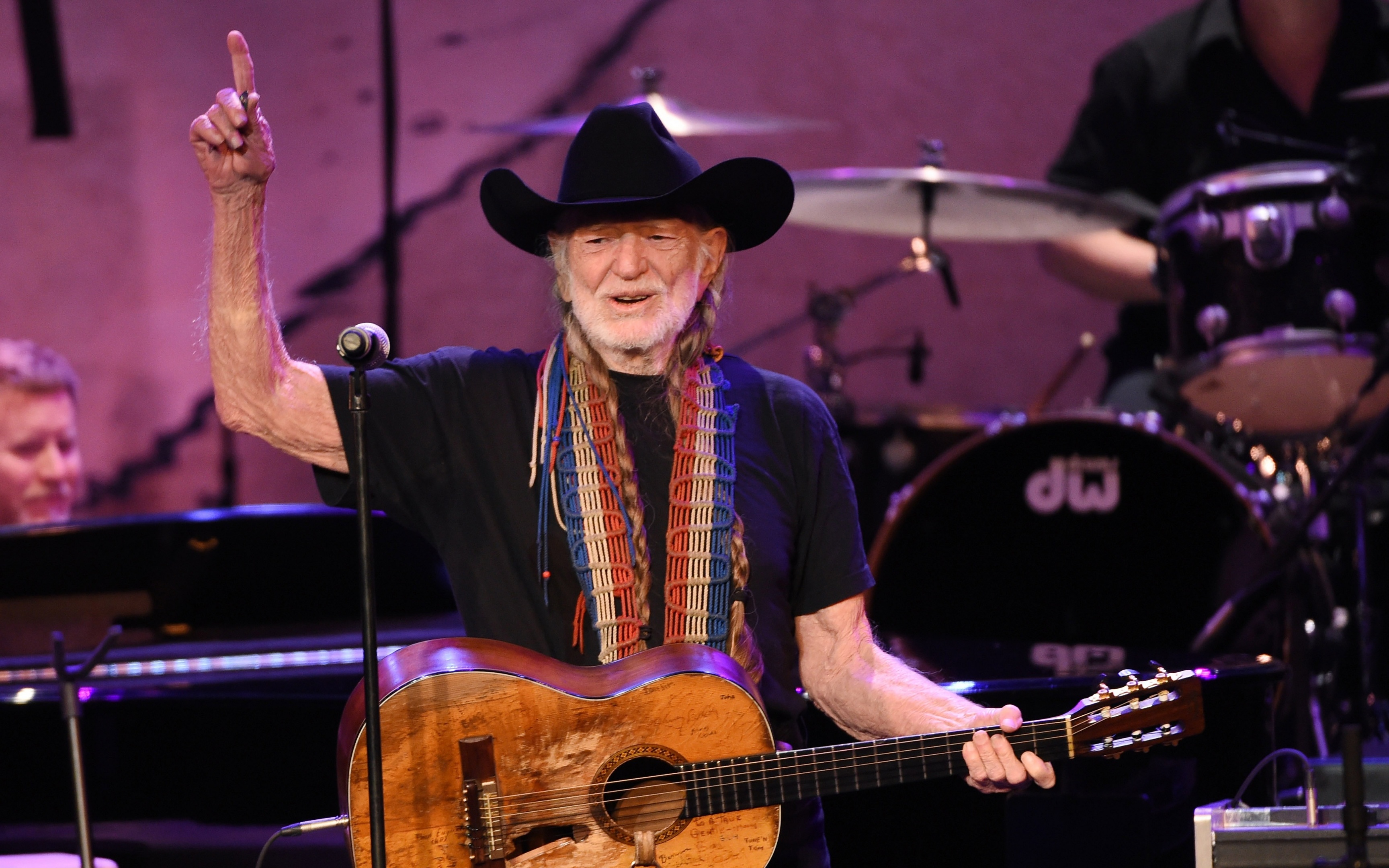 Willie Nelson (PA)