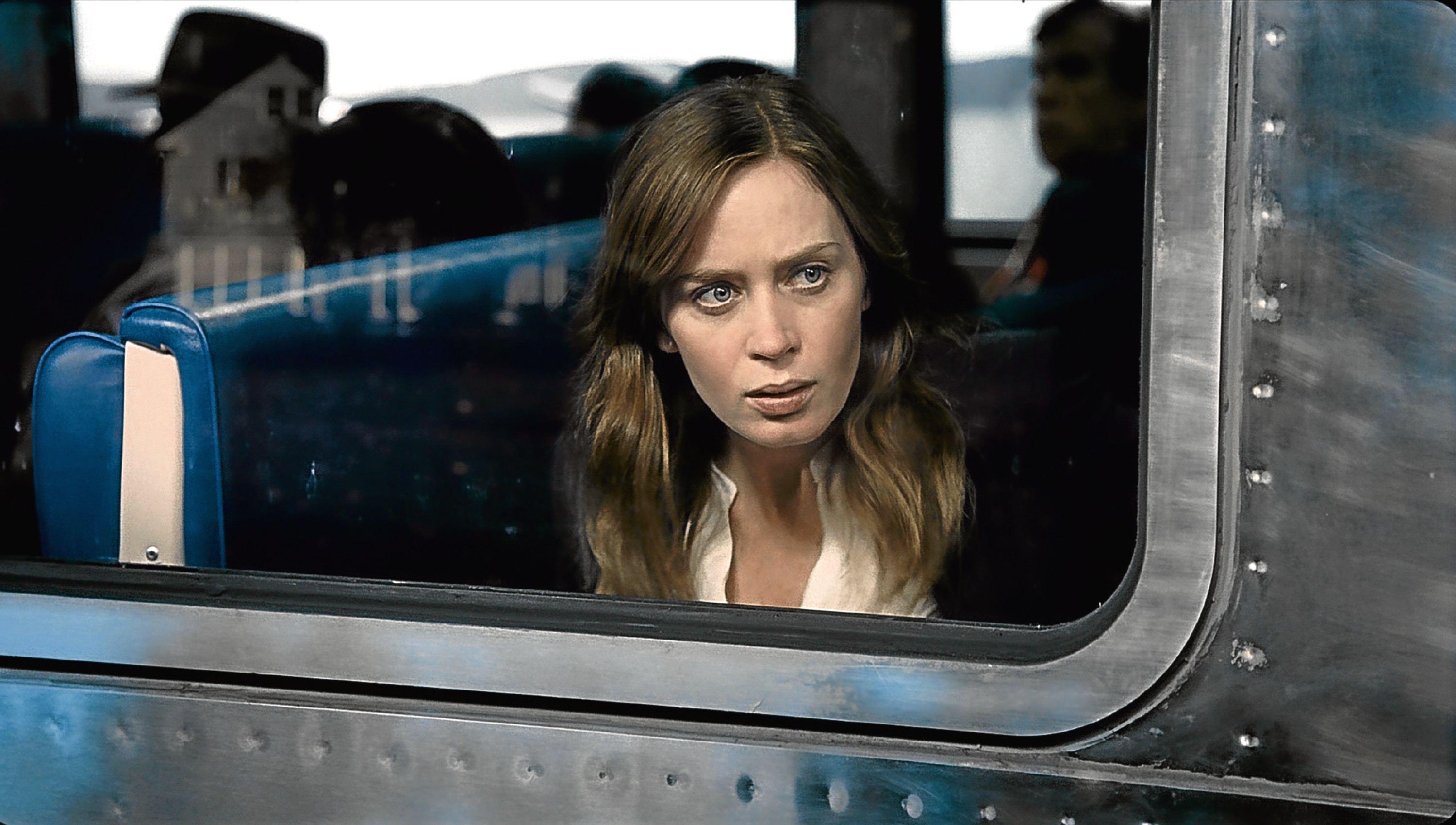 EMILY BLUNT Character(s): Rachel Watson Film 'THE GIRL ON THE TRAIN' (2016) Directed By TATE TAYLOR 05 October 2016 SAQ64312 Allstar/DREAMWORKS SKG  (USA 2016)  **WARNING**
This Photograph is for editorial use only and is the copyright of DREAMWORKS SKG
 and/or the Photographer assigned by the Film or Production Company & can only be reproduced by publications in conjunction with the promotion of the above Film.
A Mandatory Credit To DREAMWORKS SKG is required.
The Photographer should also be credited when known.
No commercial use can be granted without written authority from the Film Company.