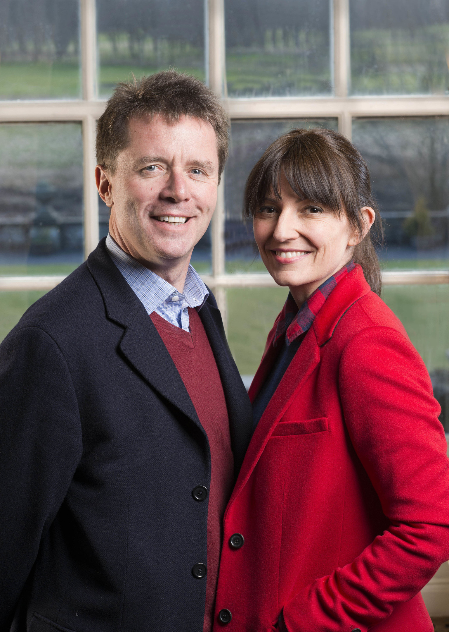 LONG LOST FAMILY (ITV /Alistair Devine) Presenters Nicky Campbell and Davina McCall