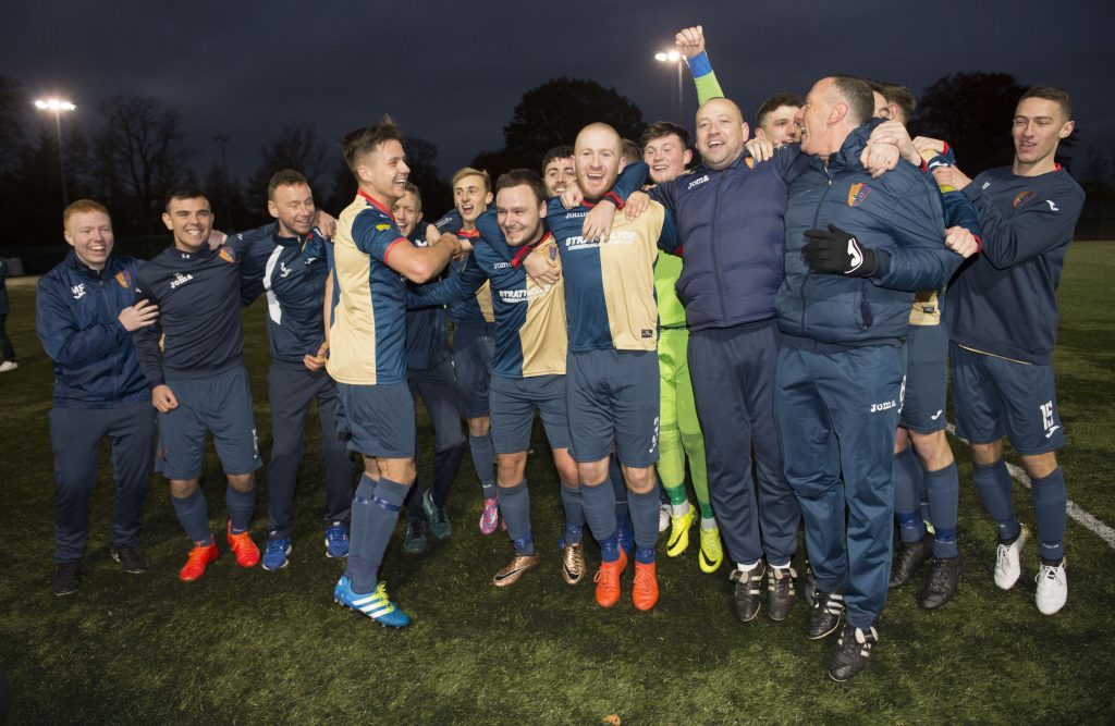 East Kilbride celebrate as the club go 27 games undefeated (SNS Group)