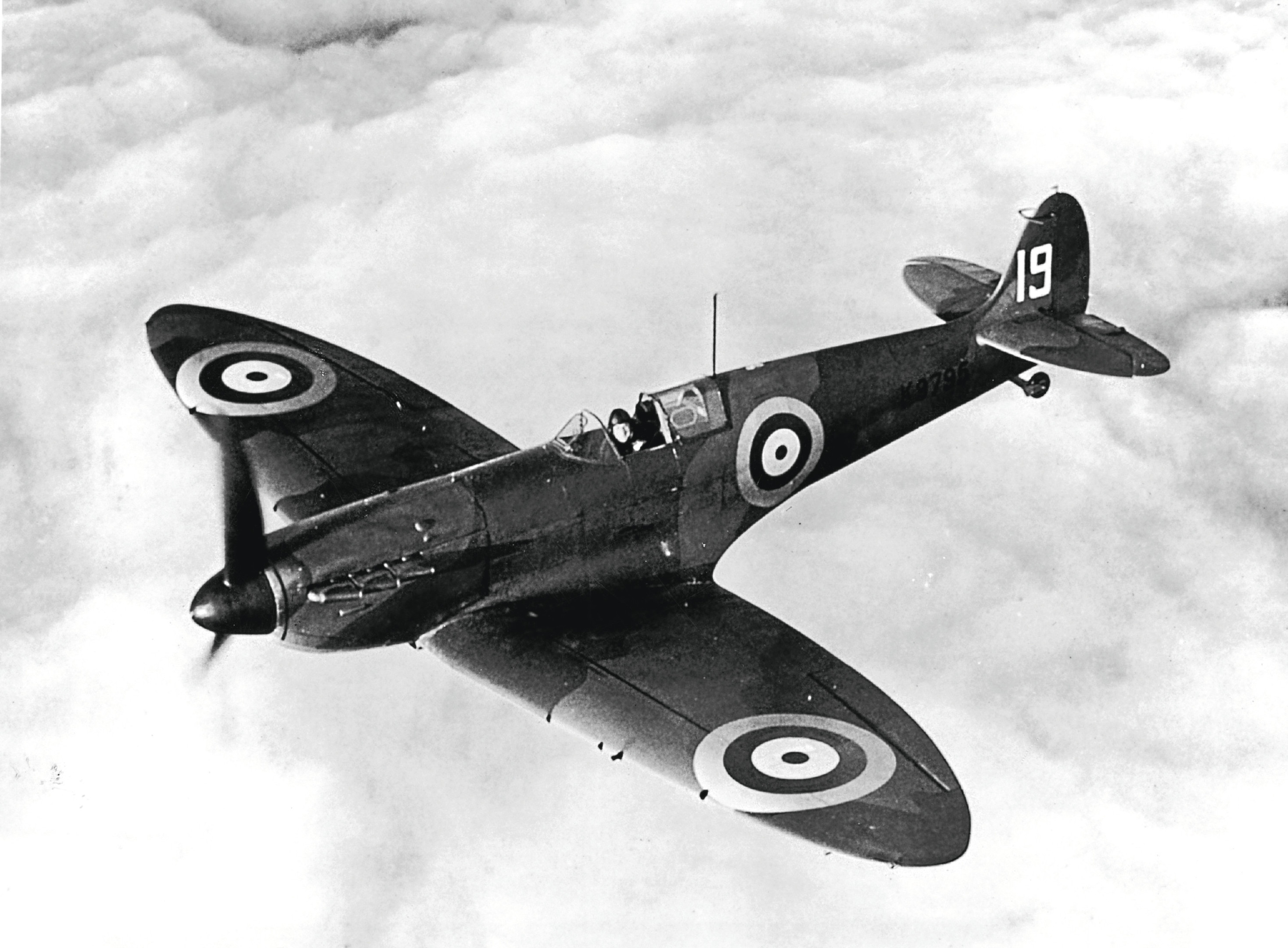 Spitfire, 1939 (Fox Photos/Getty Images)