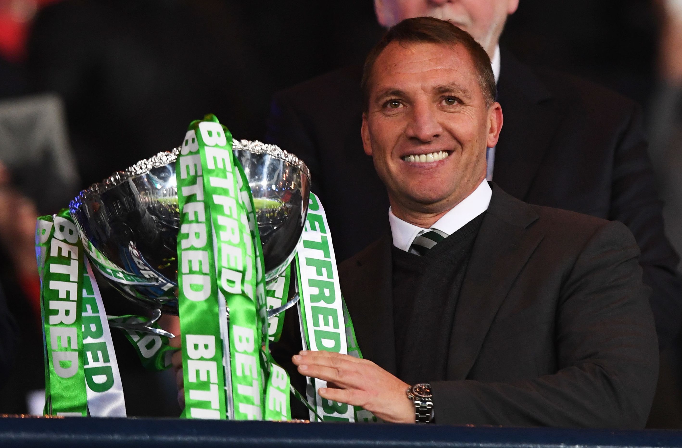 Rodgers with the trophy (SNS Group)