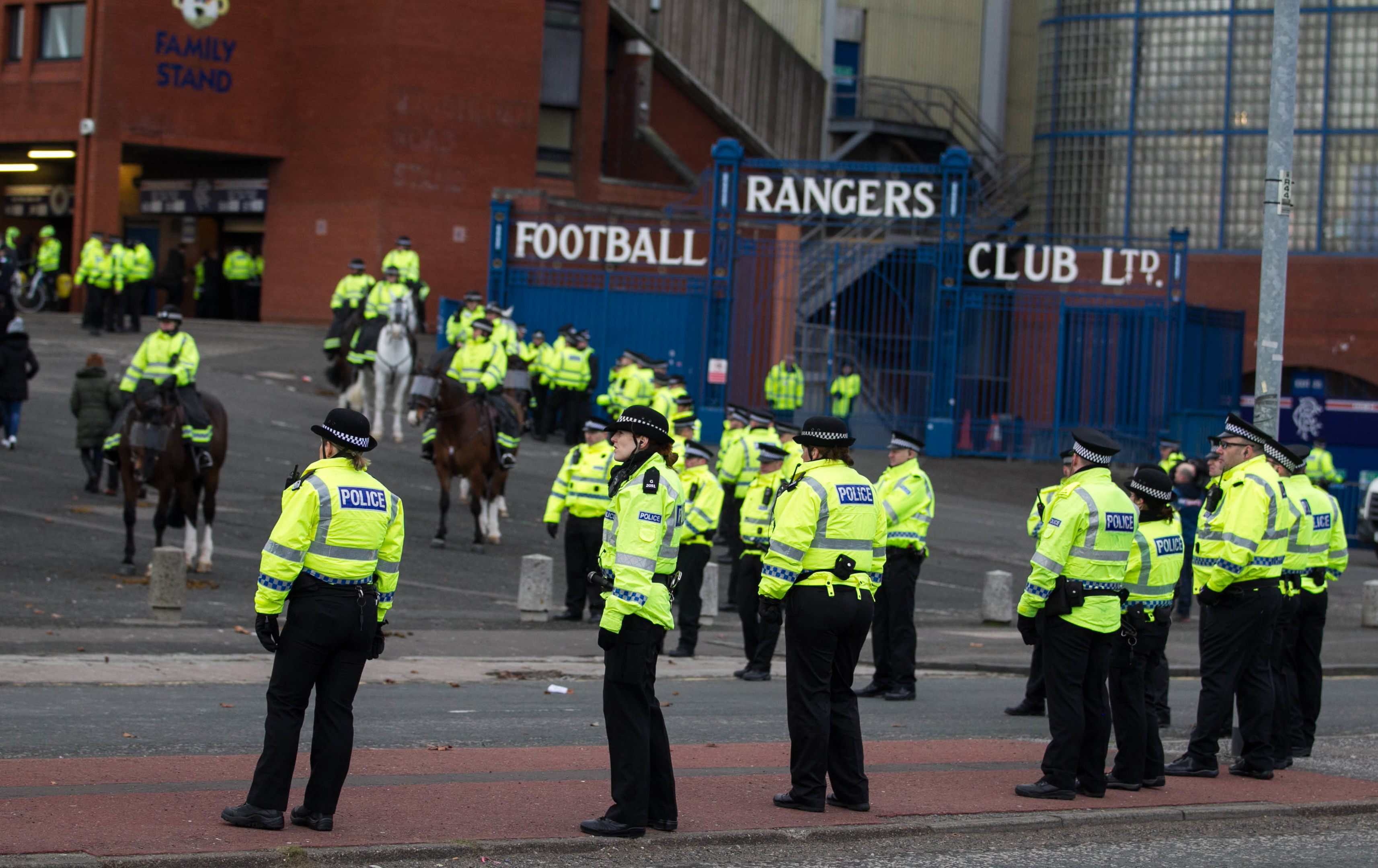 Police at Ibrox (Chris Austin / DC Thomson)