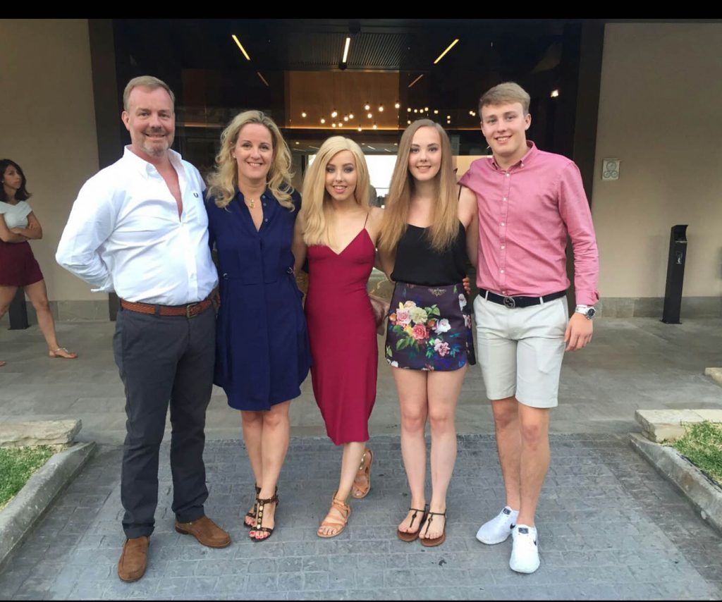 (L-R) Gary Cox, wife Dawn and children Abigail, Olivia and Edward