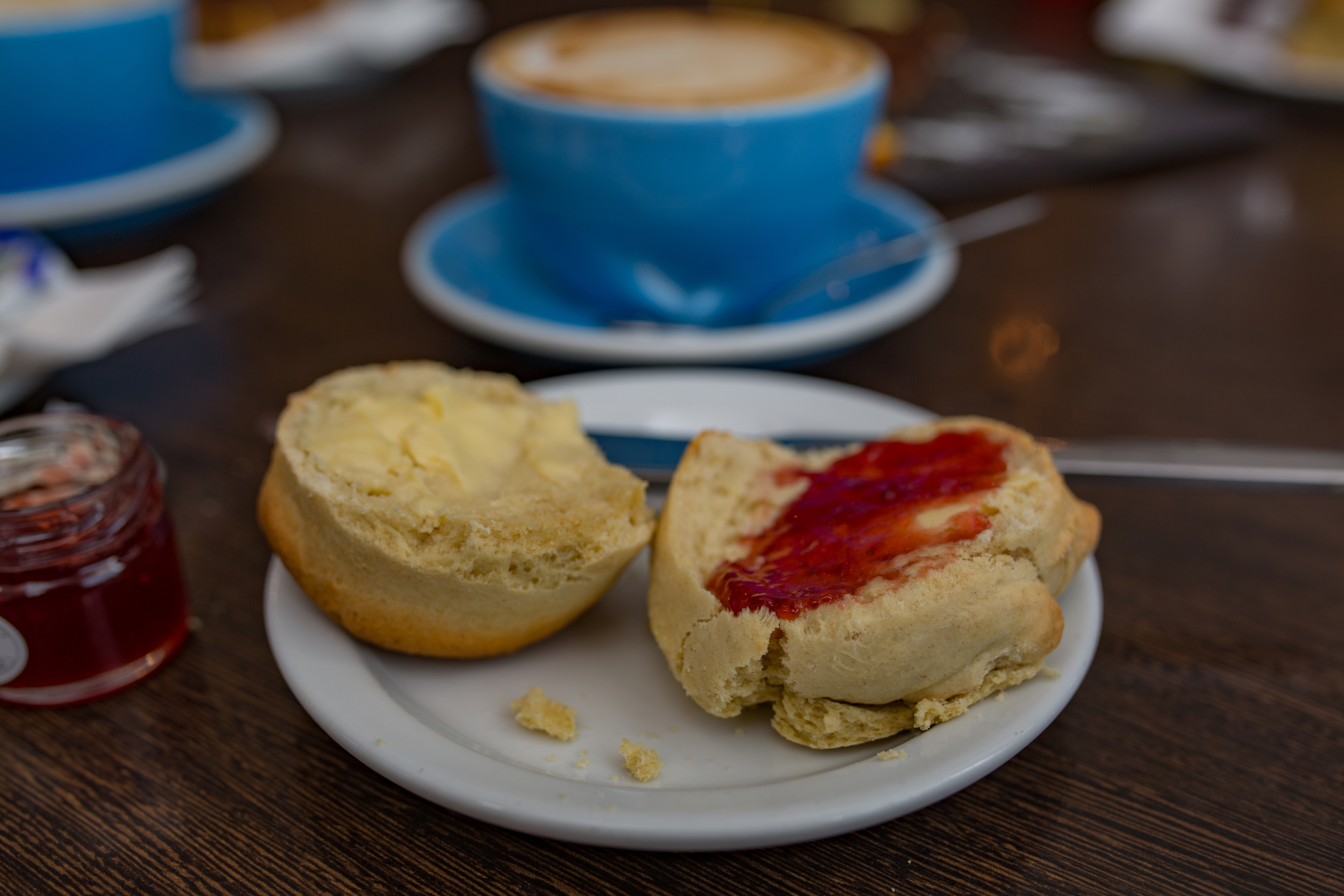 Cafe Sia's Scone (Skye Commercial Photography)