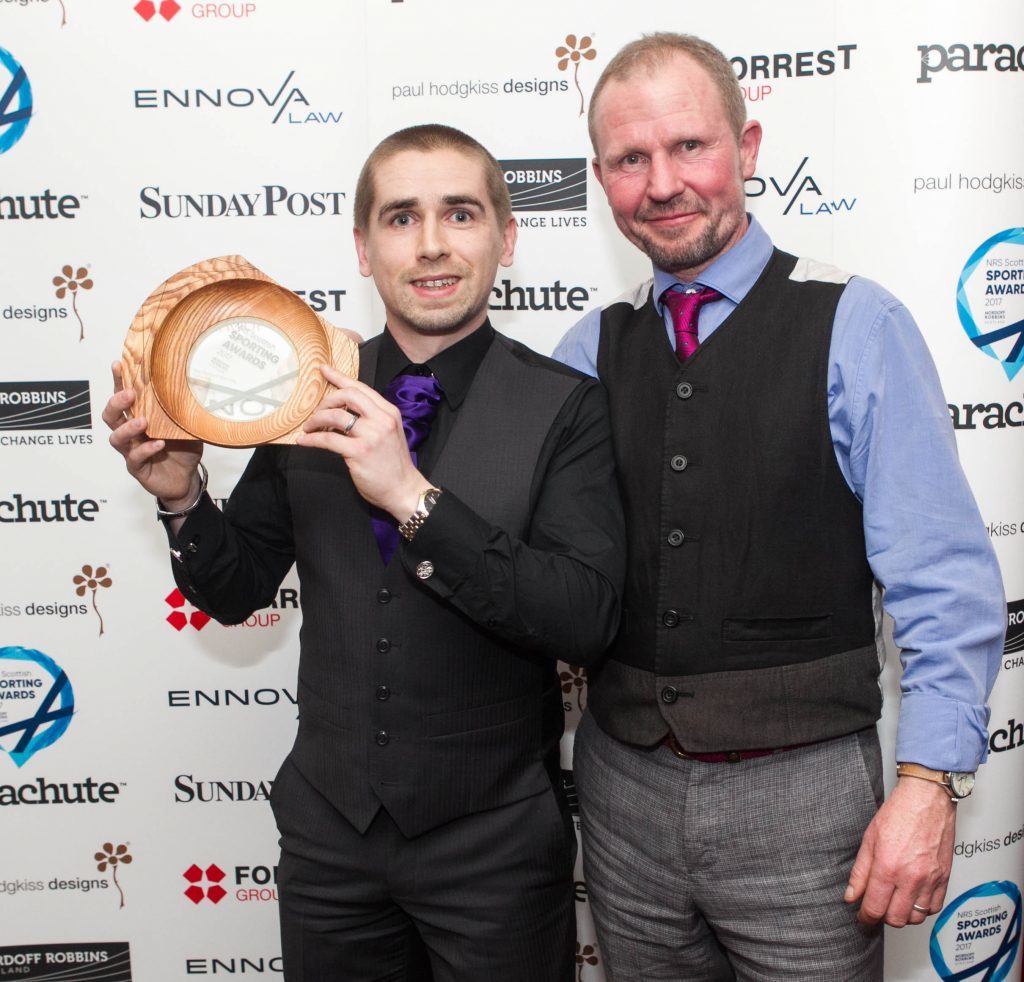 Neil Fachie wins Male Parasport Personality of the Year. Neil (left) was presented trophy by Paul Hodgkiss (Chris Austin / DC Thomson)
