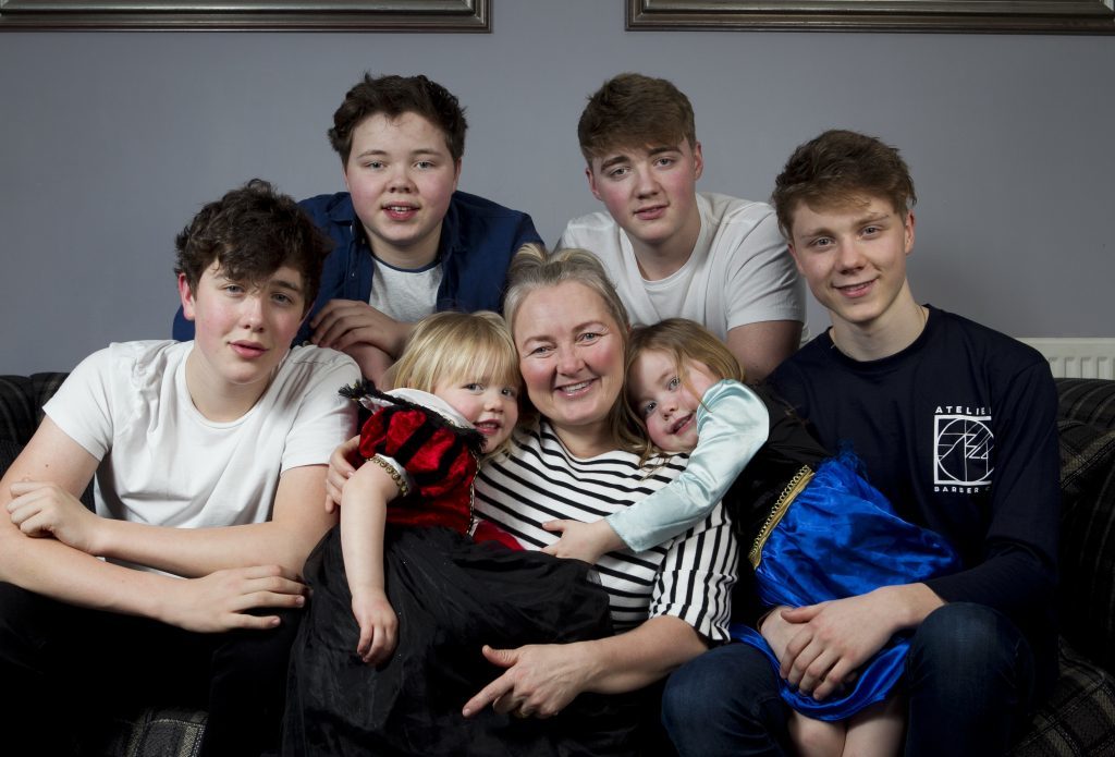 Karen Rodger and her three sets of twins: Lewis, Kyle, Finn, Jude, and girls Isla and Rowan (Andrew Cawley / DC Thomson)