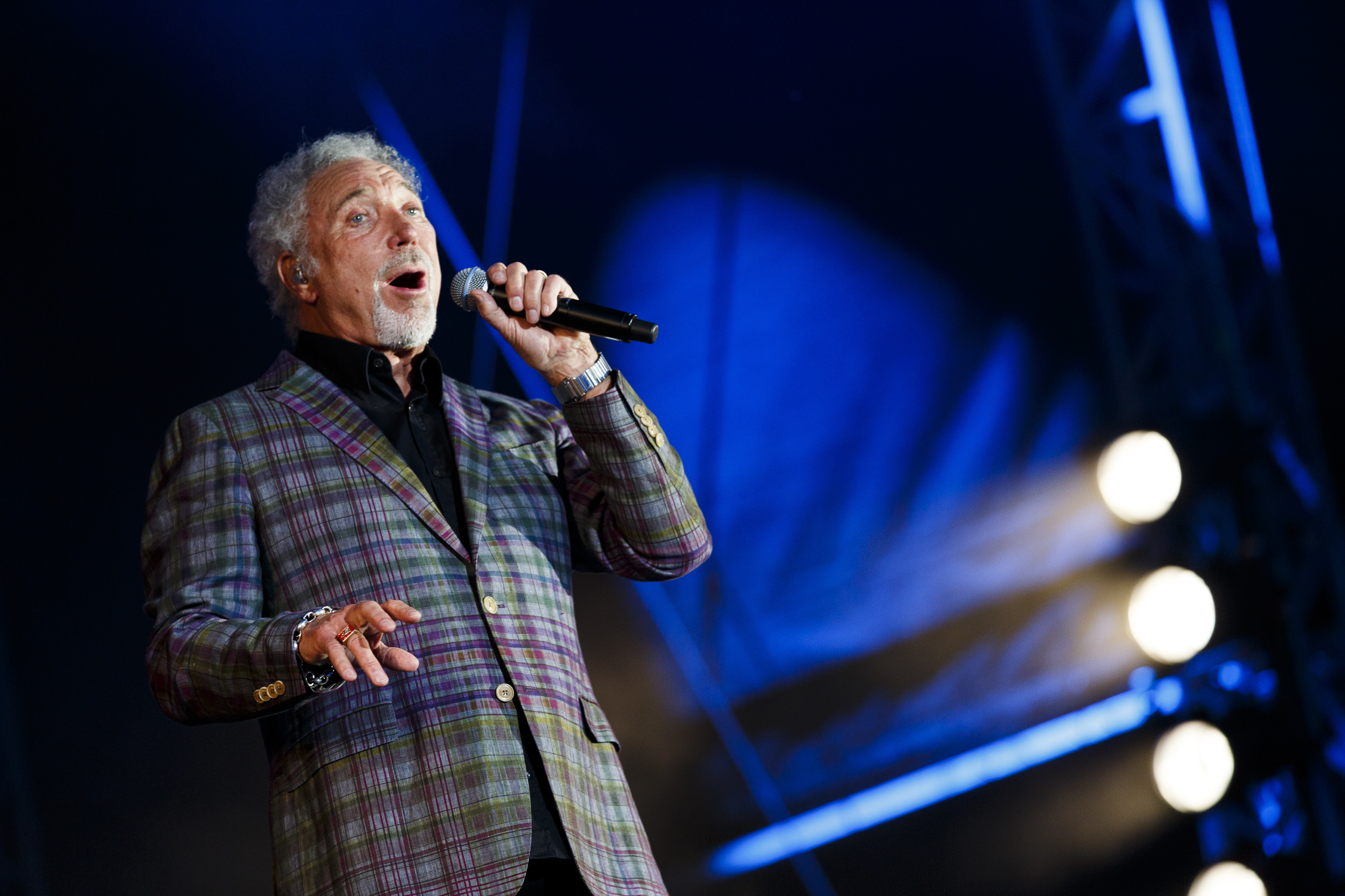 Tom Jones (Tristan Fewings/Getty Images)