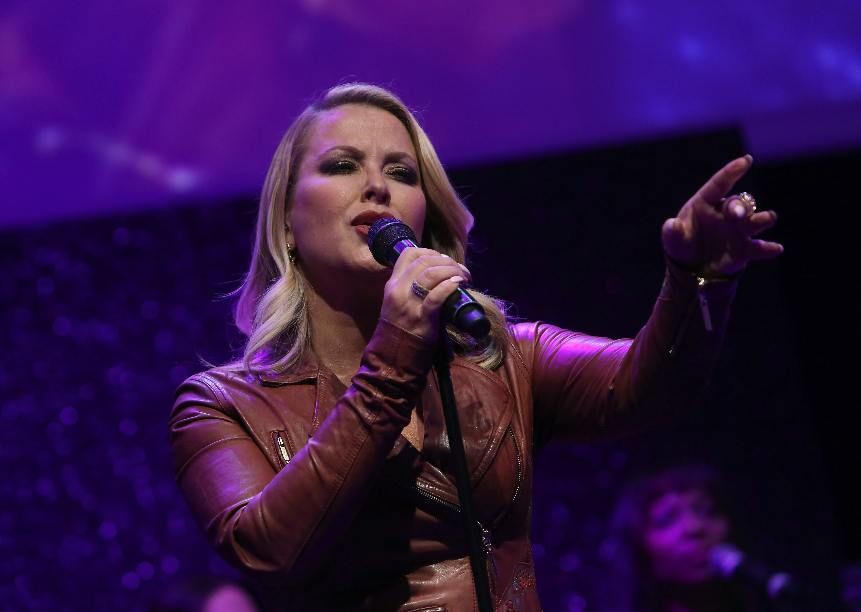 Anastacia on stage (Elisabetta Villa/Getty Images)