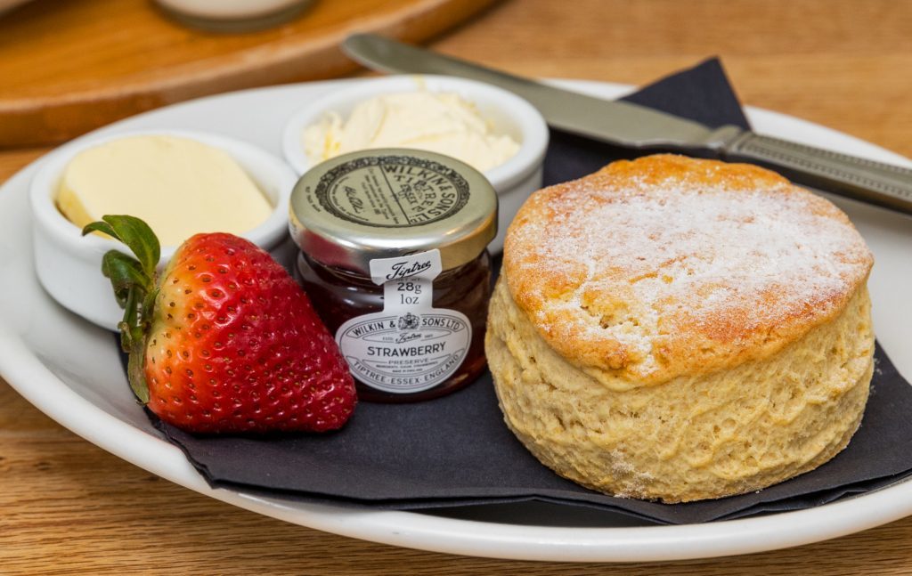 Scone Spy: Cullen's Rockpool Cafe and Restaurant has a perfect seaside ...