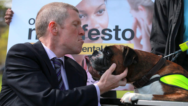 345525-scottish-liberal-democrat-leader-willie-rennie-met-volunteers-and-therapy-animals-from-canine-concer