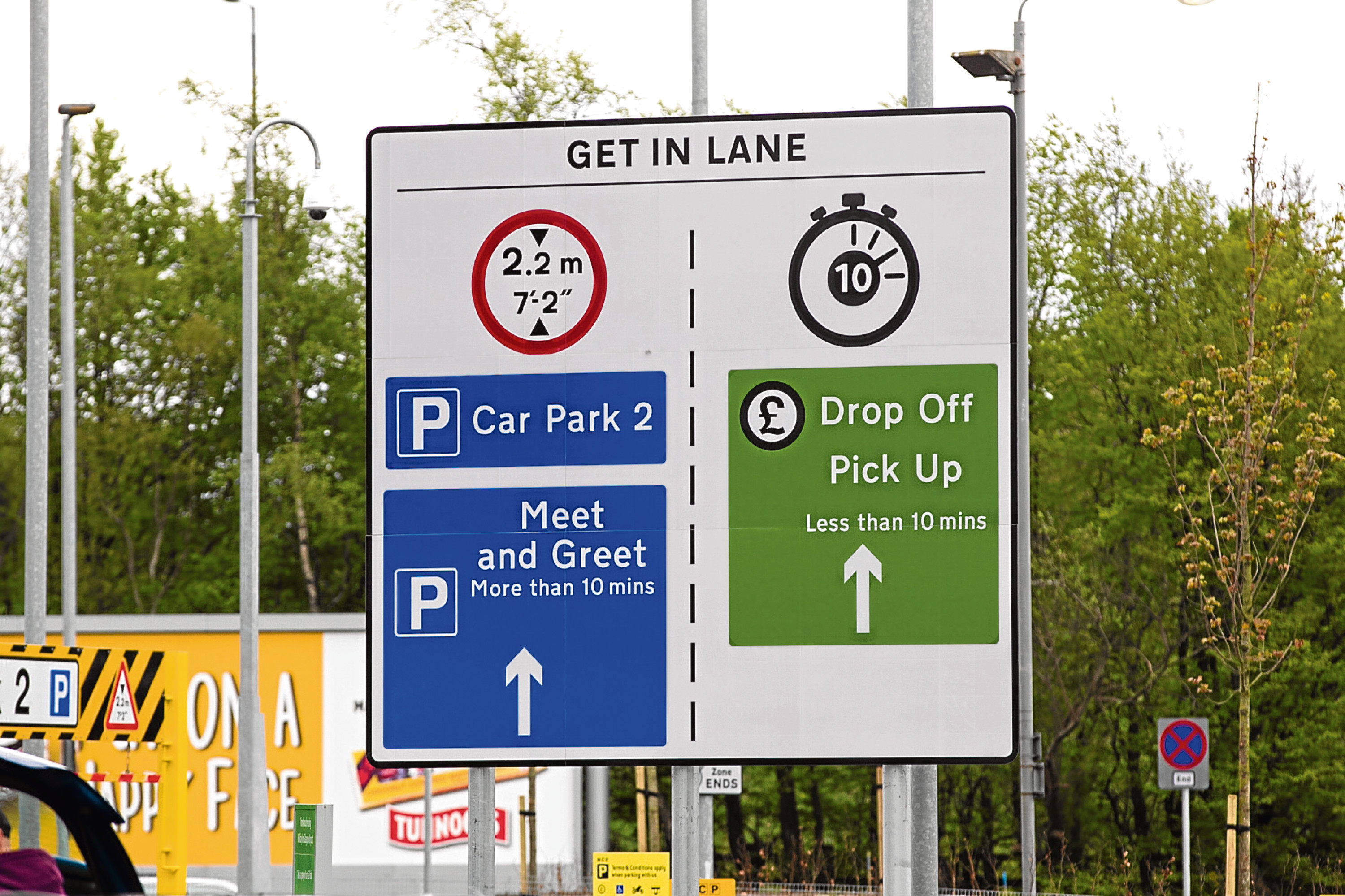 Glasgow Airport's new Pick Up / Drop Off point (Andrew Cawley / DC Thomson)