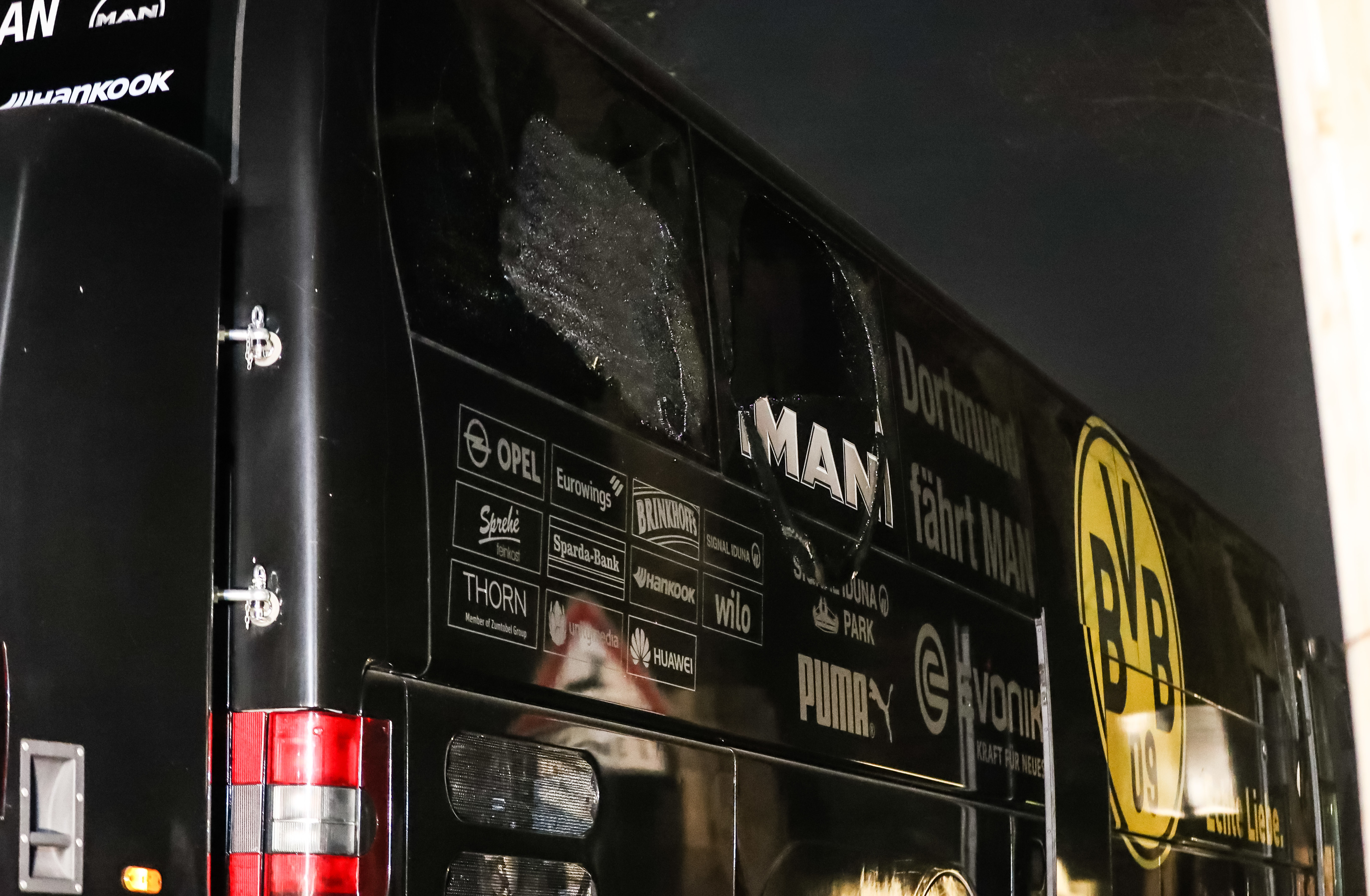Team bus of the Borussia Dortmund football club damaged in an explosion (Maja Hitij/Getty Images)