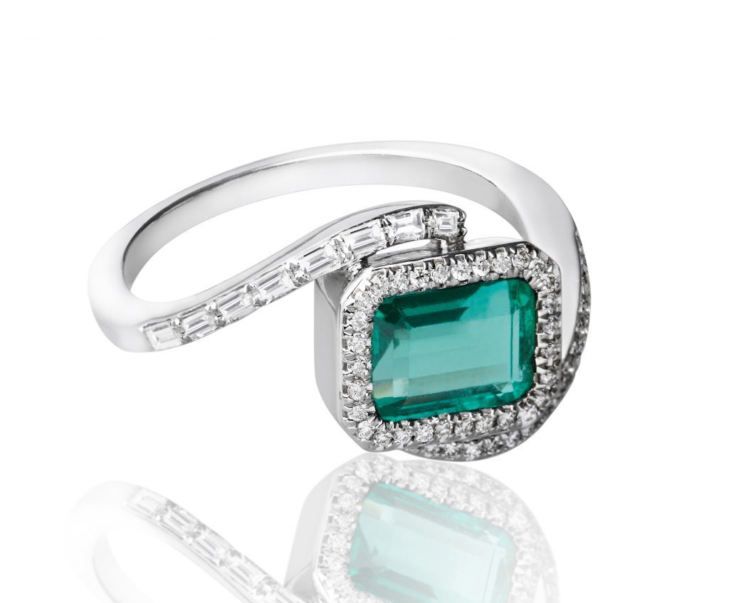 Emerald white gold diamond ring