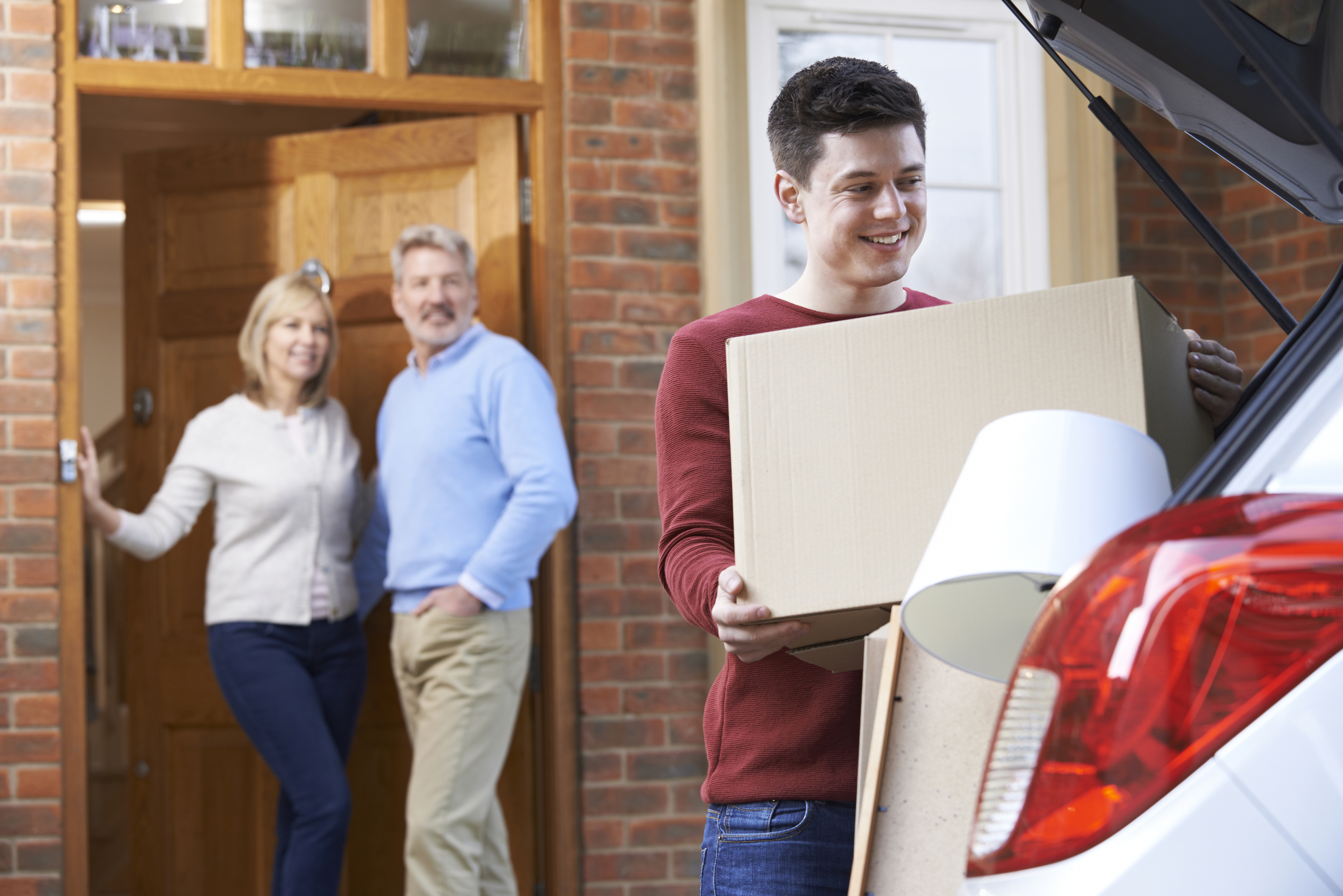 Moving away from home (iStock)