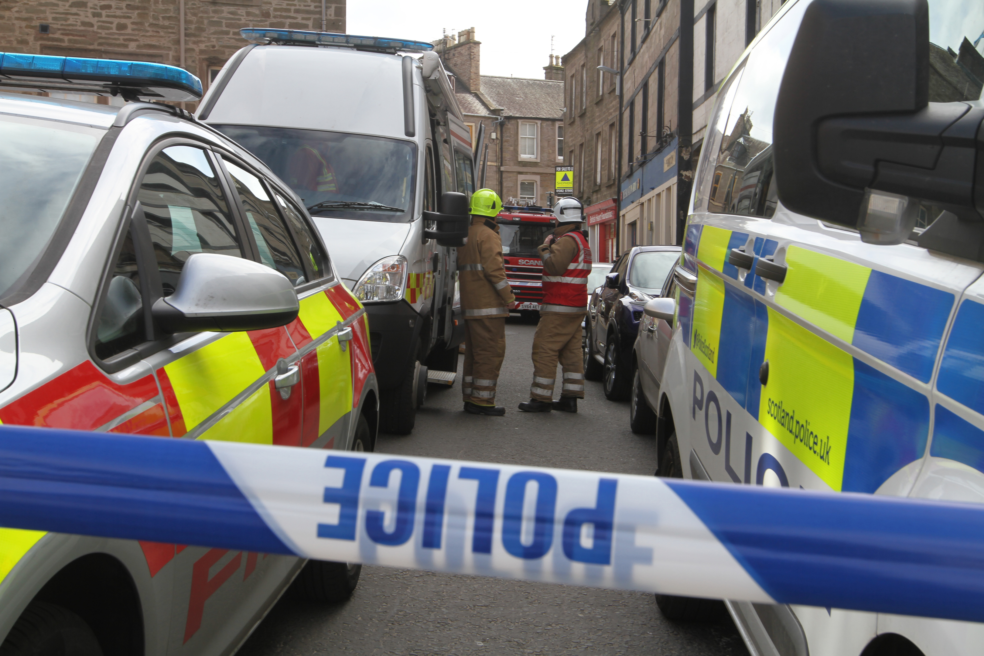 Police and Fire Brigade at the scene in Forfar (Mhairi Edwards / The Courier)