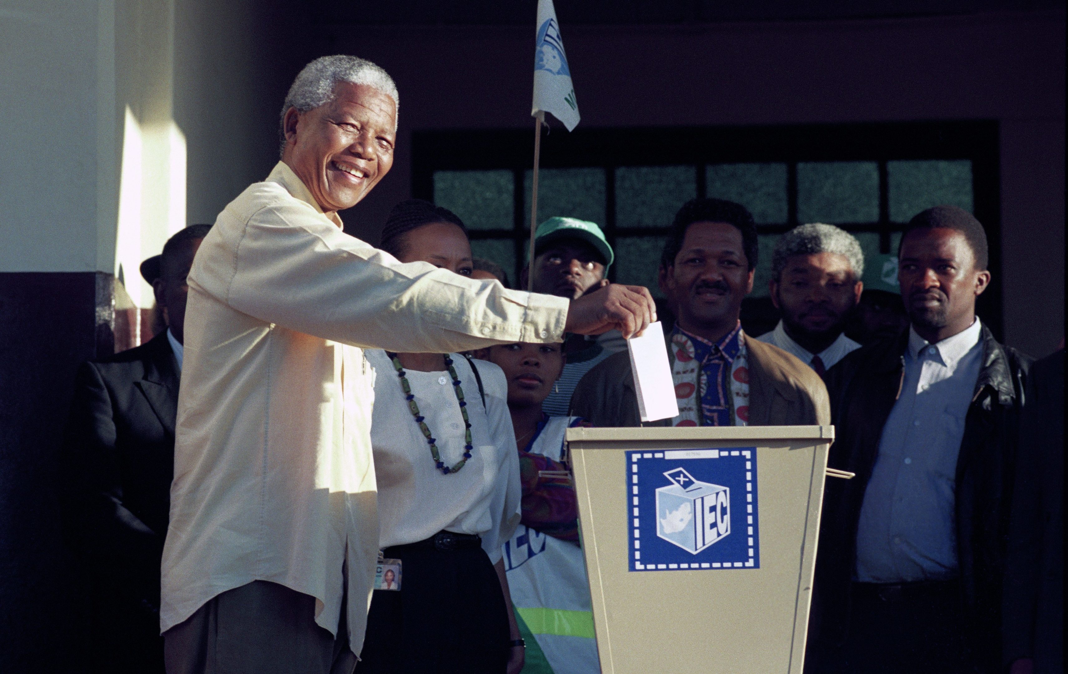 Nelson Mandela casts his vote in Durban, 1994 (Per-Anders Pettersson/Liaison Agency)