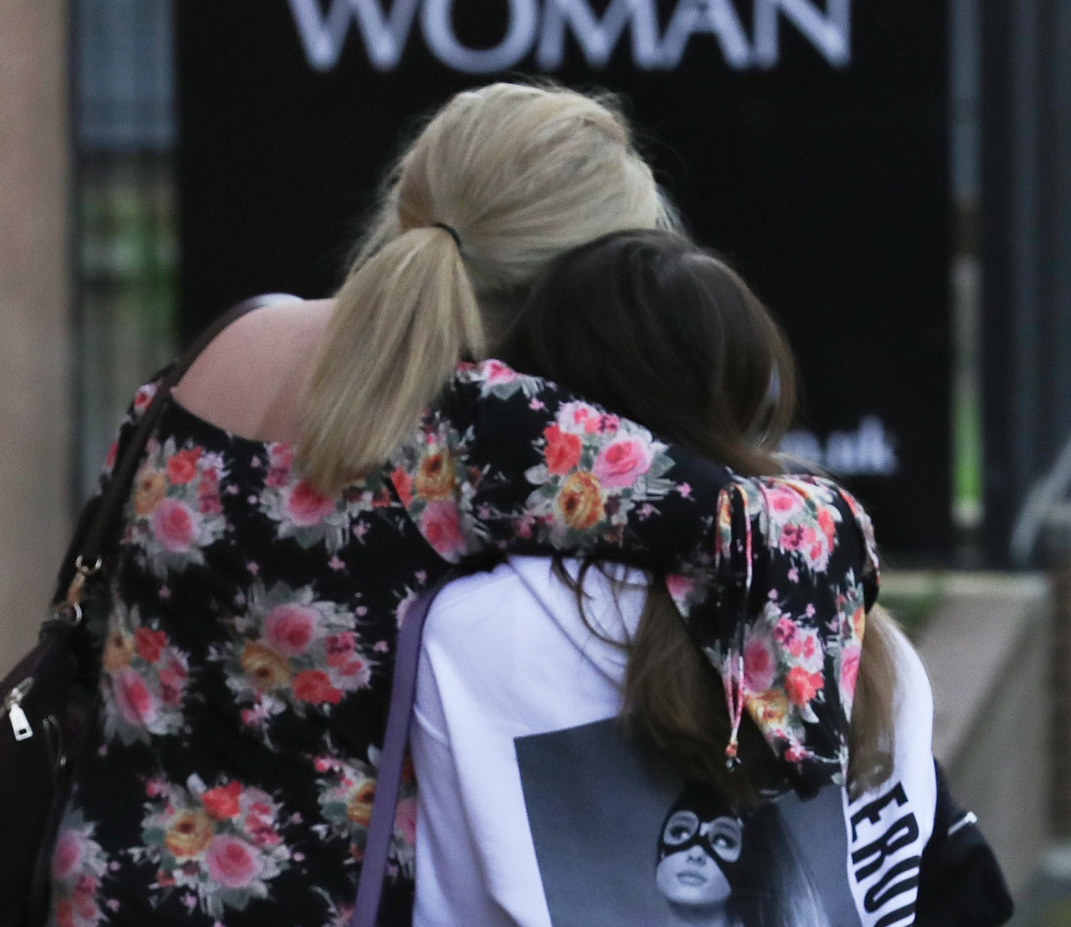 Ariana Grande concert attendees Karen Moore and her daughter Molly Steed, aged 14, from Derby, leave the Park Inn where they were given refuge after last nights explosion at Manchester Arena (Christopher Furlong/Getty Images)