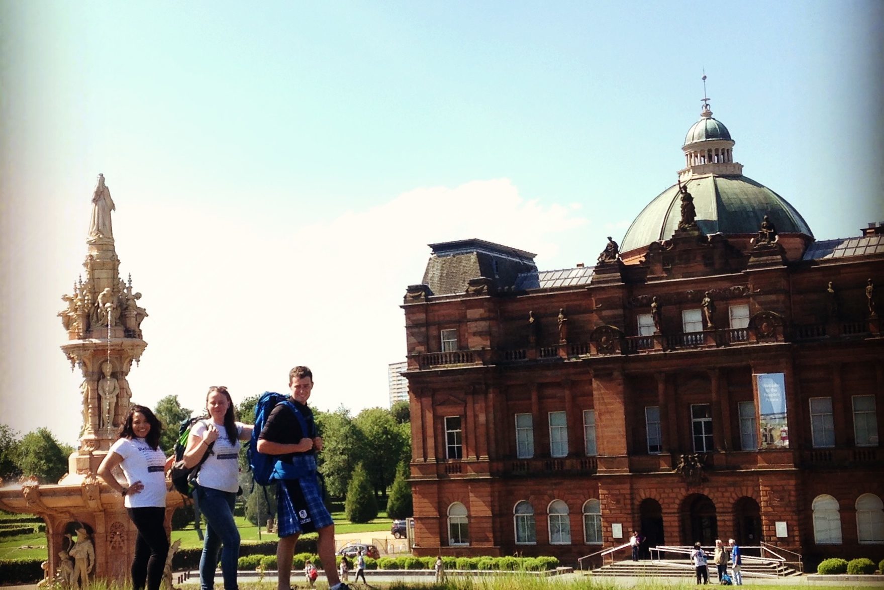 The walkers get ready for their mission, with a little help from the Glasgow sunshine (Gillian Furmage/DC Thomson)