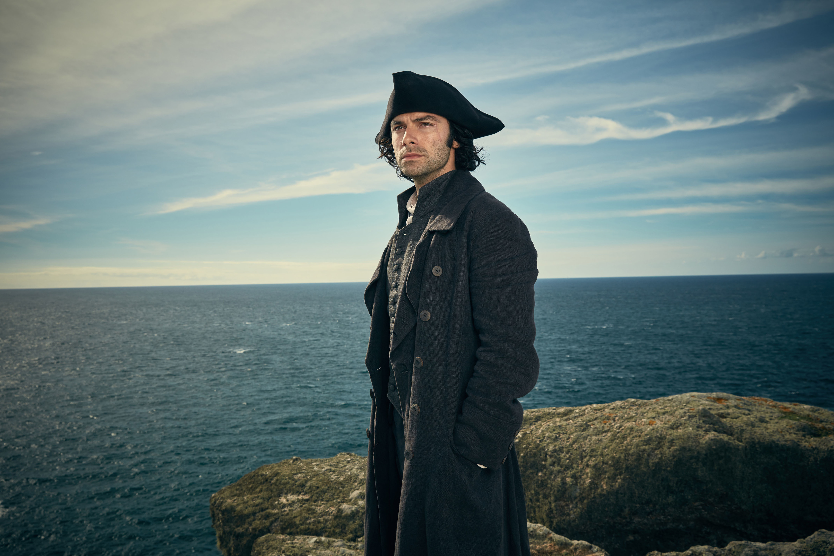 Ross Poldark (Aidan Turner) (Mammoth Screen, Robert Viglasky)