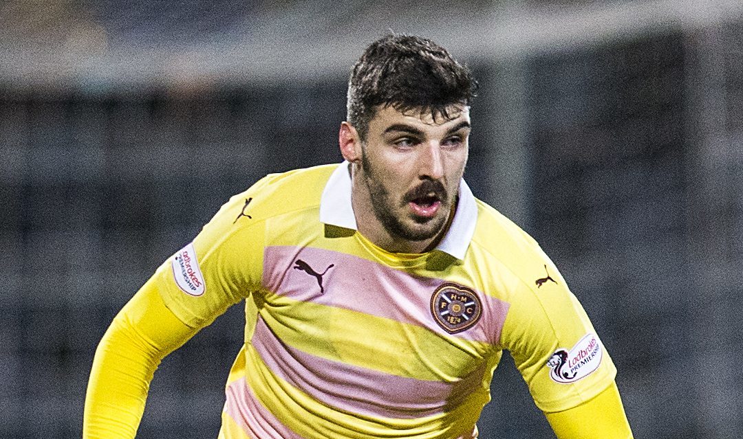 Callum Paterson in action for Hearts (SNS Group)