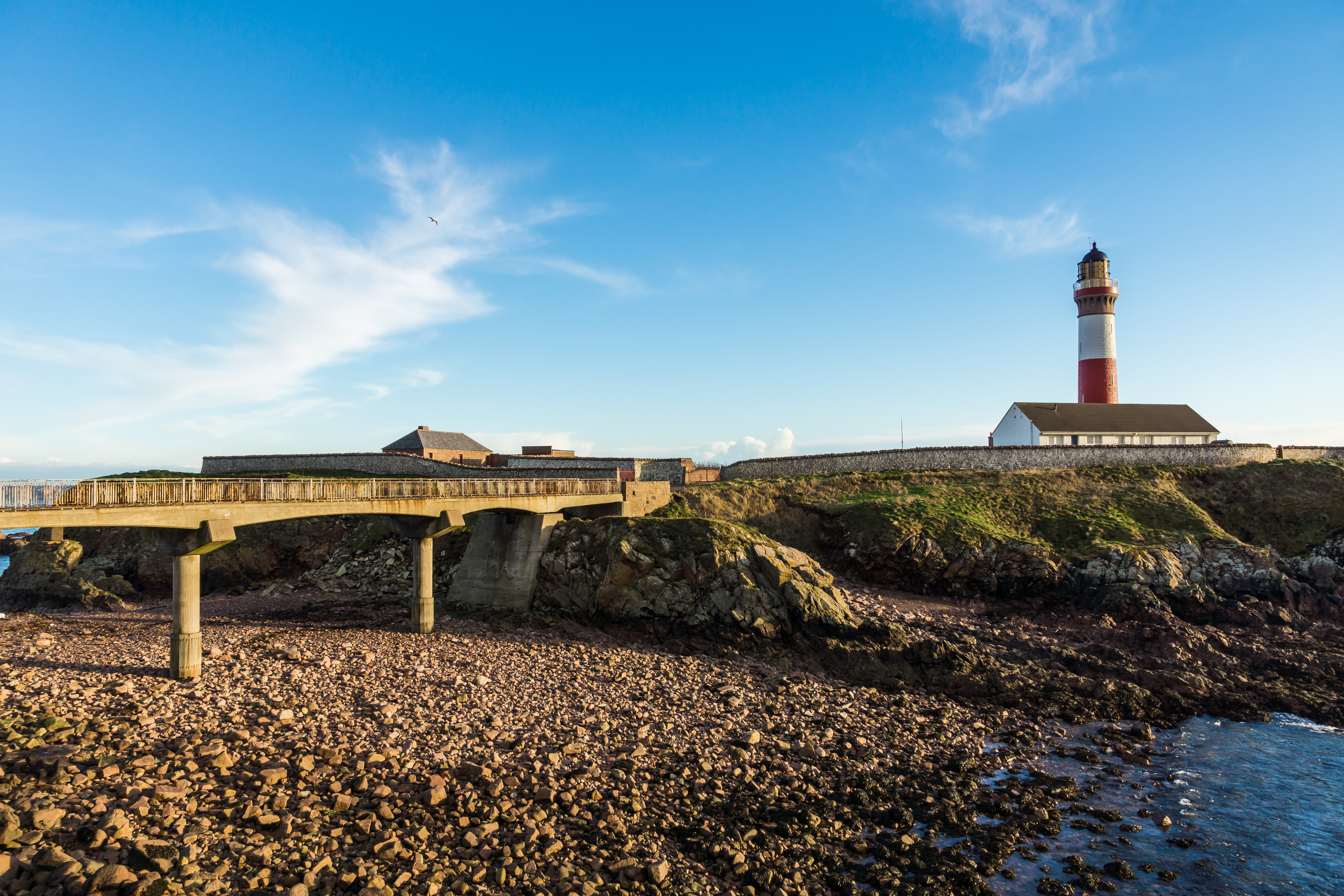 Buchanness Lighthouse, Boddam beside Peterhead, Aberdeenshire (iStock)