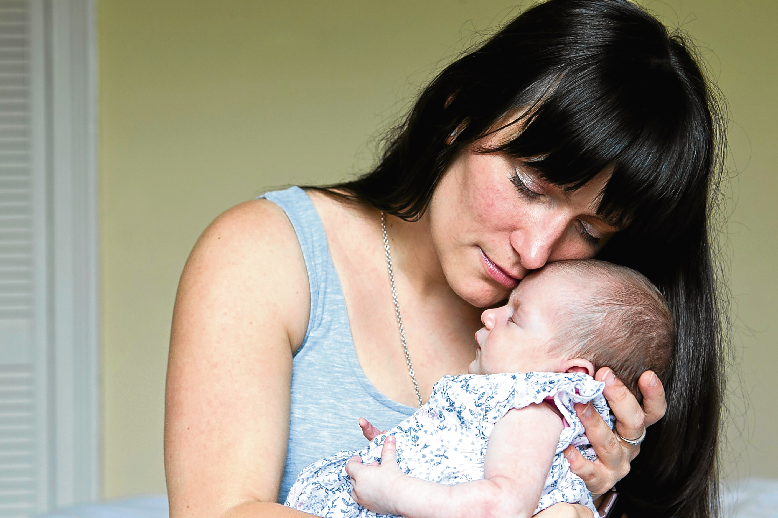 Natalie Russell and her baby Lois (Andrew Cawley / DC Thomson)