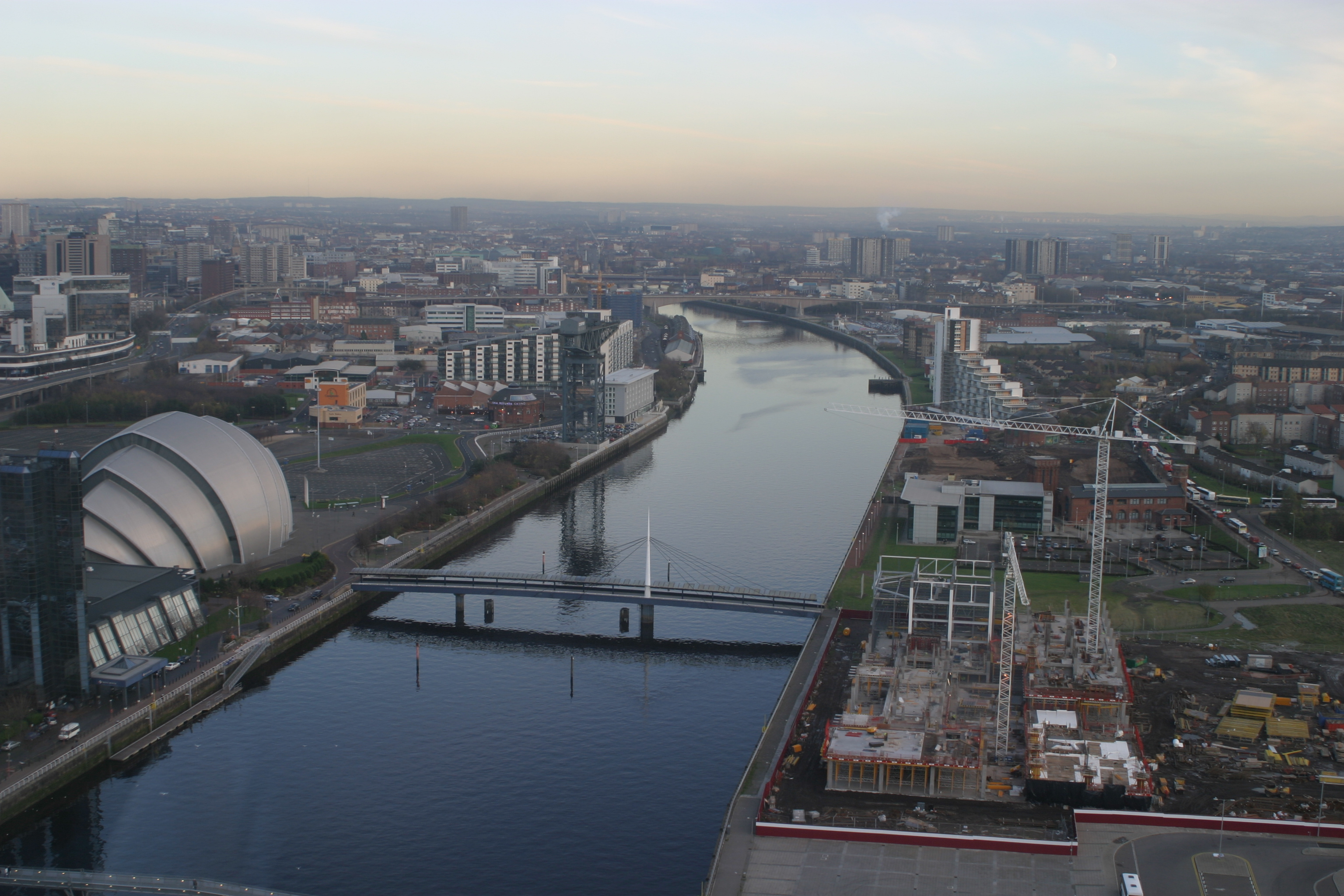 A new whisky distillery will be built on the banks of the River Clyde in Glasgow (iStock)