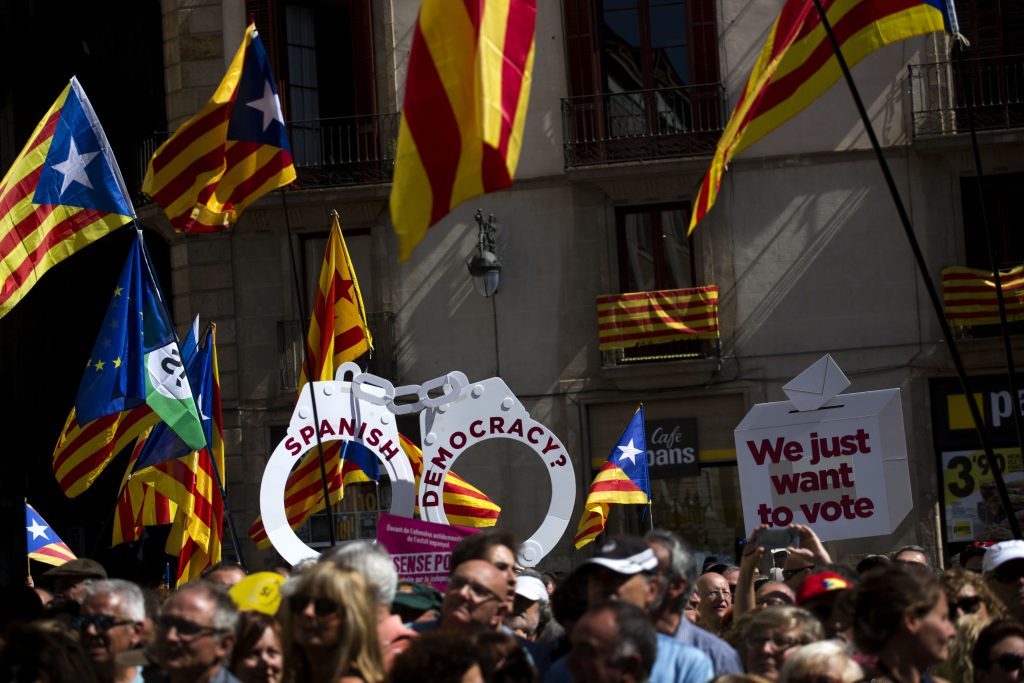 Catalan independence supporters (AP Photo/Emilio Morenatti)