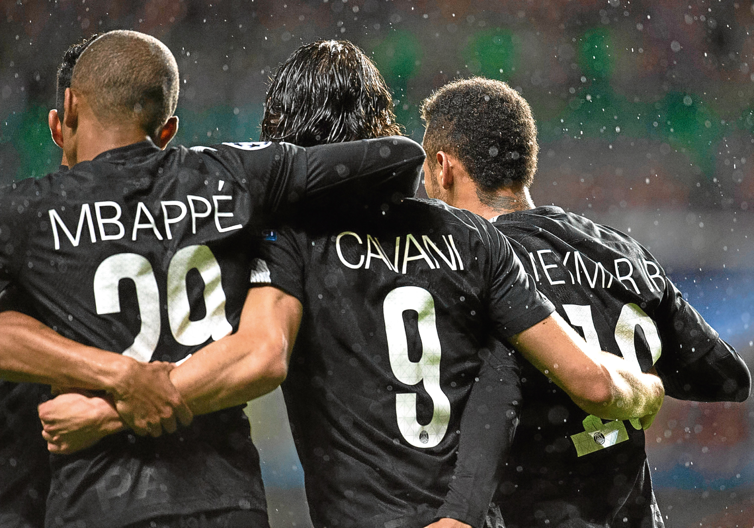 Kylian Mbappe (left), Edison Cavani and Neymar (right) celebrate the opening goal (SNS Group)