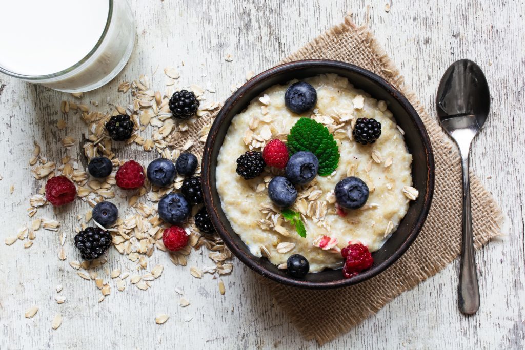 Porridge with fresh berries (iStock)