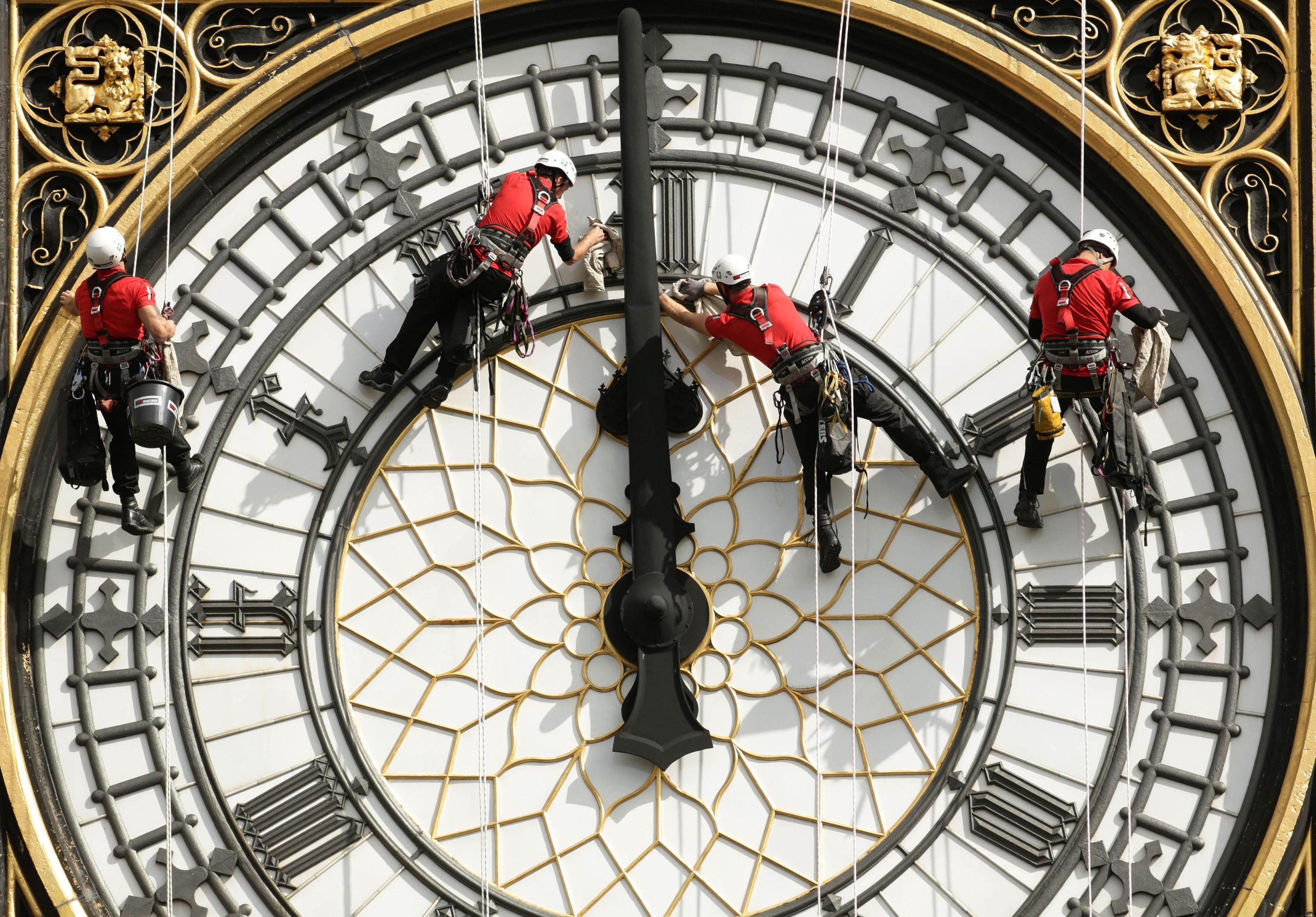 The clocks go back on Sunday October 29th (Yui Mok/PA)