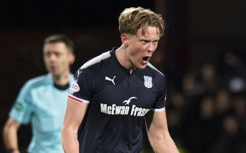 Dundee's Mark O'Hara celebrates his opening goal (SNS Group / Ross Parker)