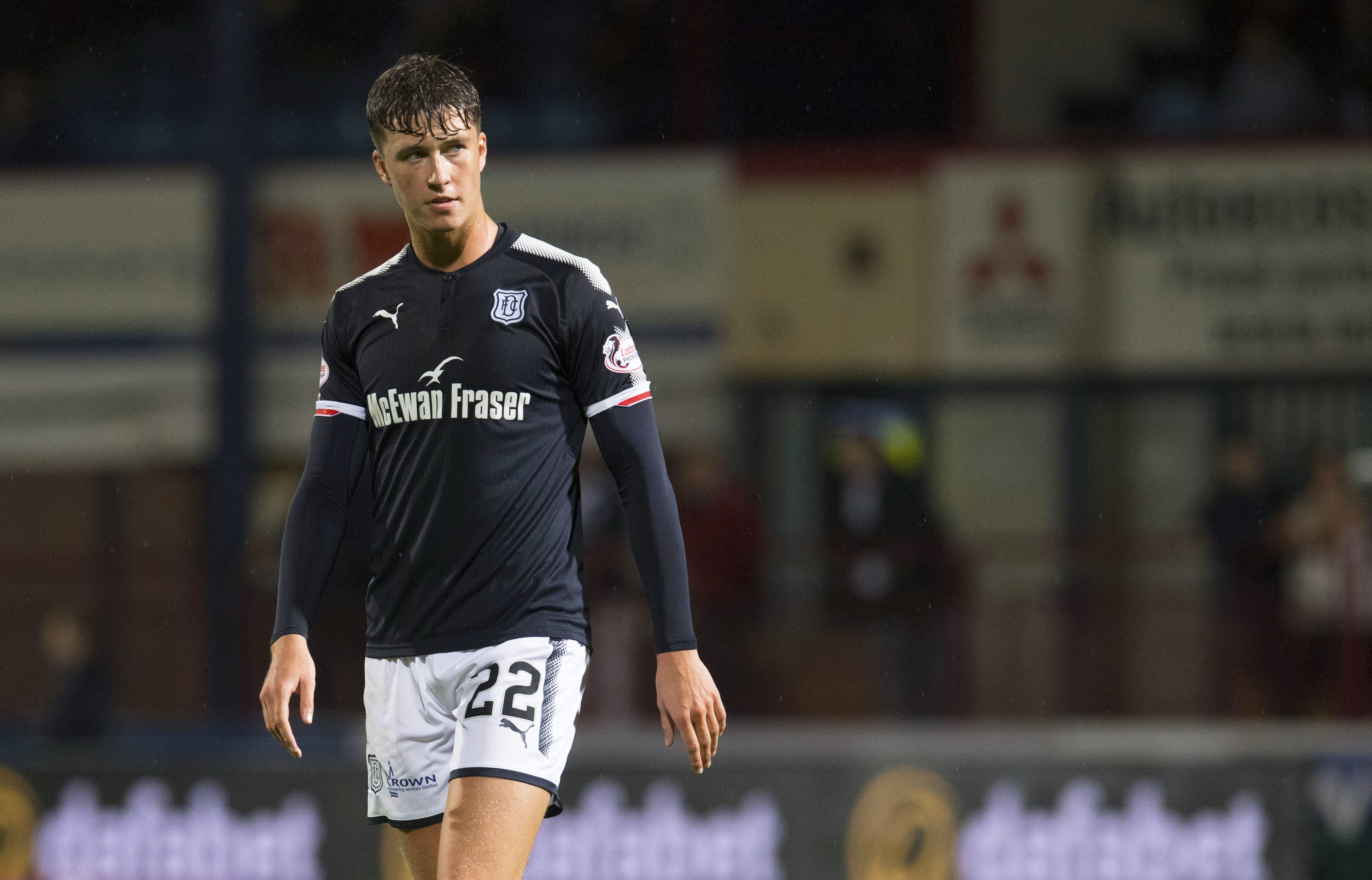 Jack Hendry in action for Dundee (SNS Group / Craig Foy)