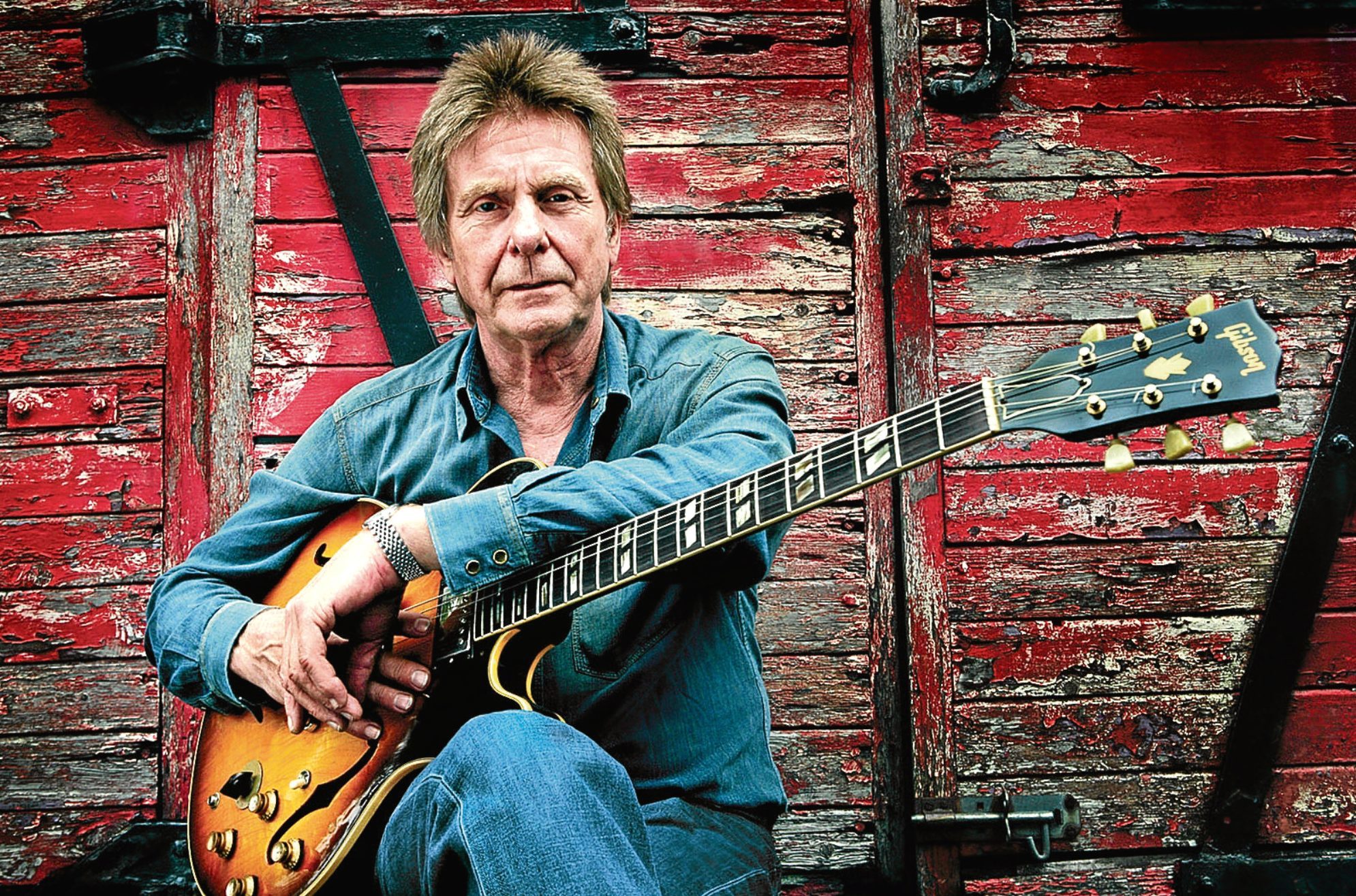 Rock and roll singer Joe Brown on new tour, a pilot and