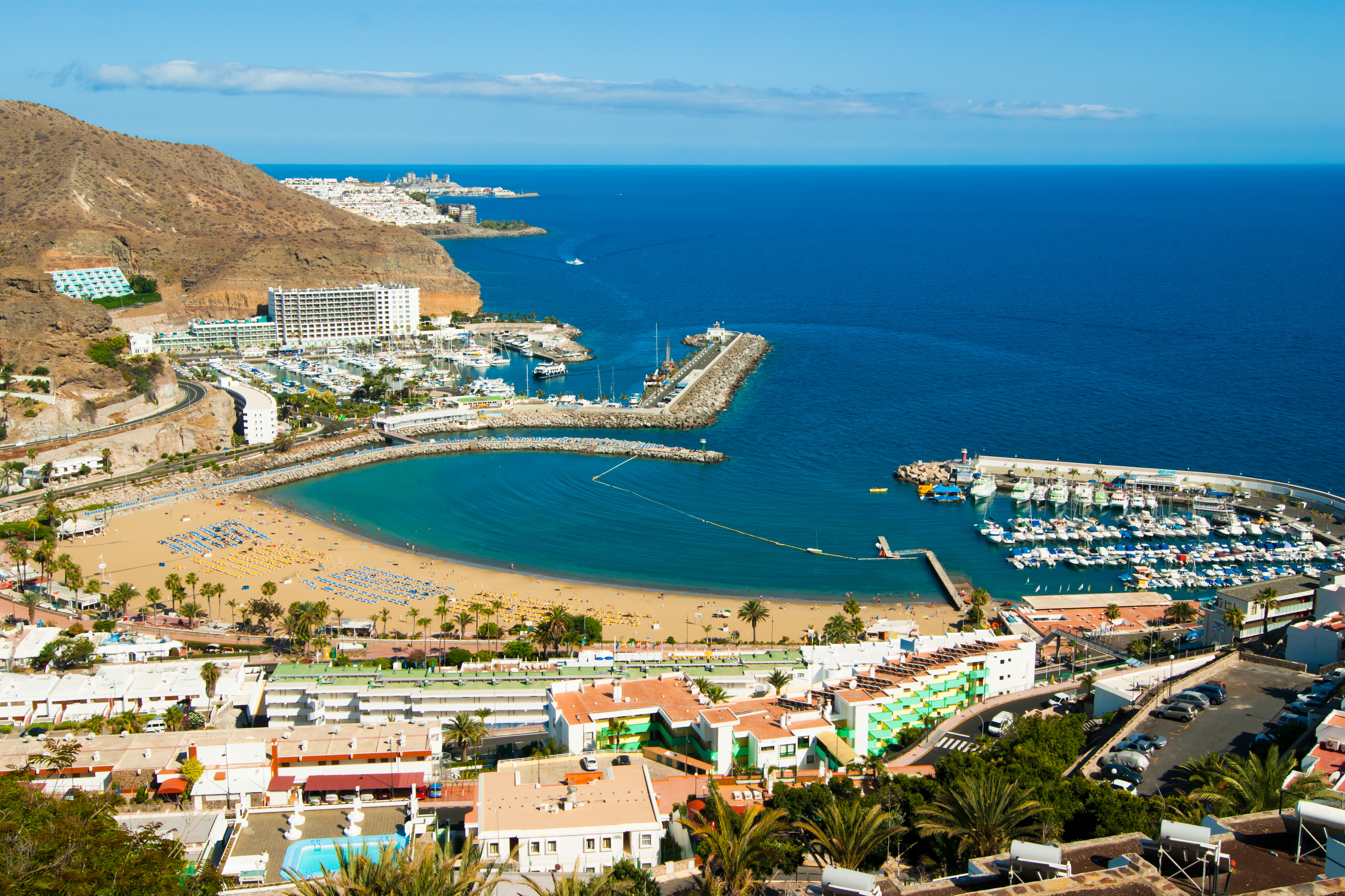 The picturesque Puerto Rico in Gran Canaria, Spain (iStock)