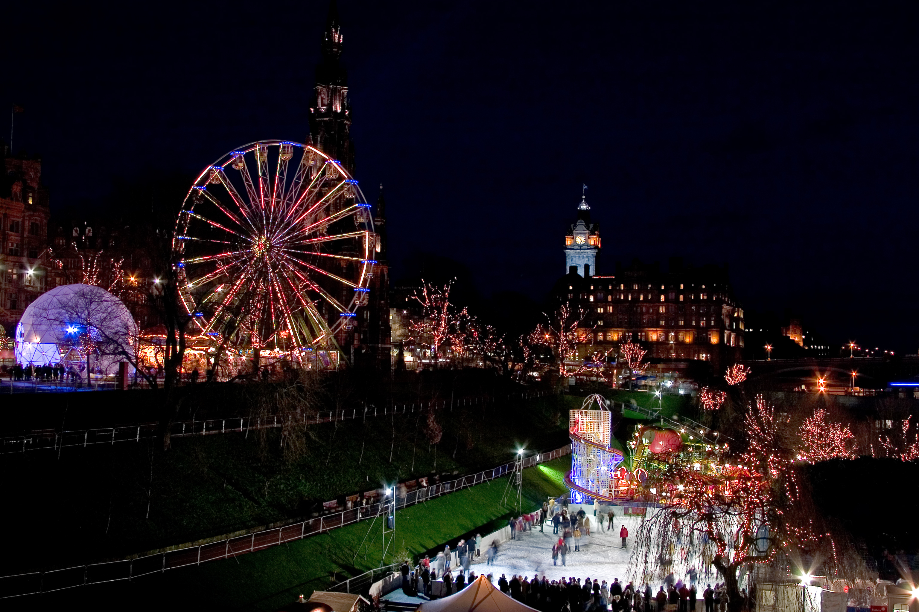 Pay a visit to Edinburgh's Christmas with the family (iStock)