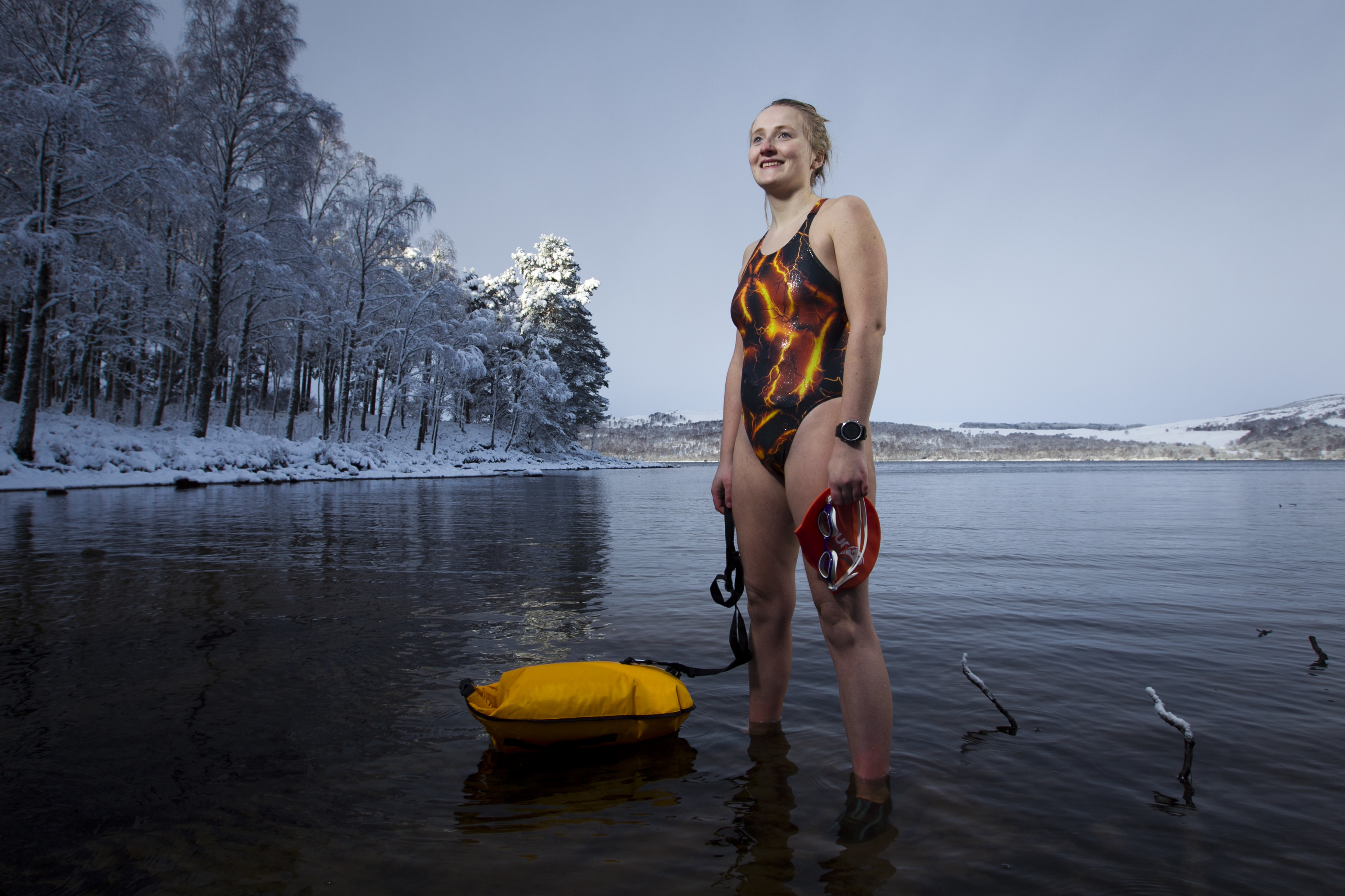 Laura Ormiston (24), who has Elhers Danlos Syndrome, swimming in Loch Rannoch (Andrew Cawley / DC Thomson)