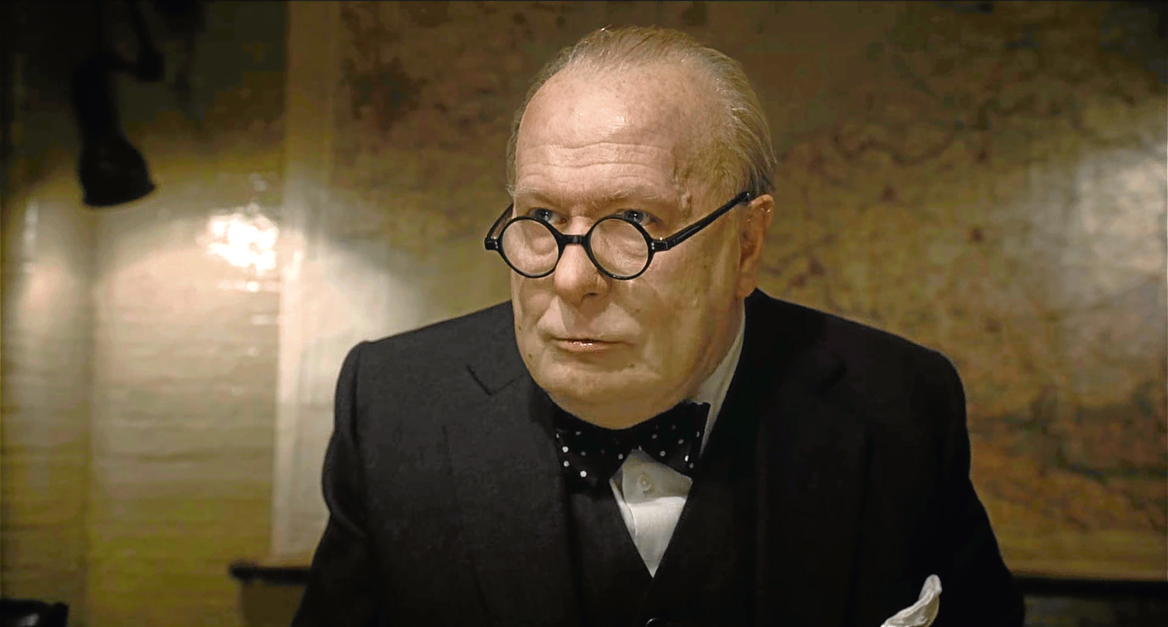 Gary Oldman in Darkest Hour (Allstar/WORKING TITLE FILMS)