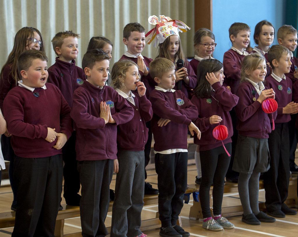 Drakies pupils entertain their Cafe guests (Trevor Martin)