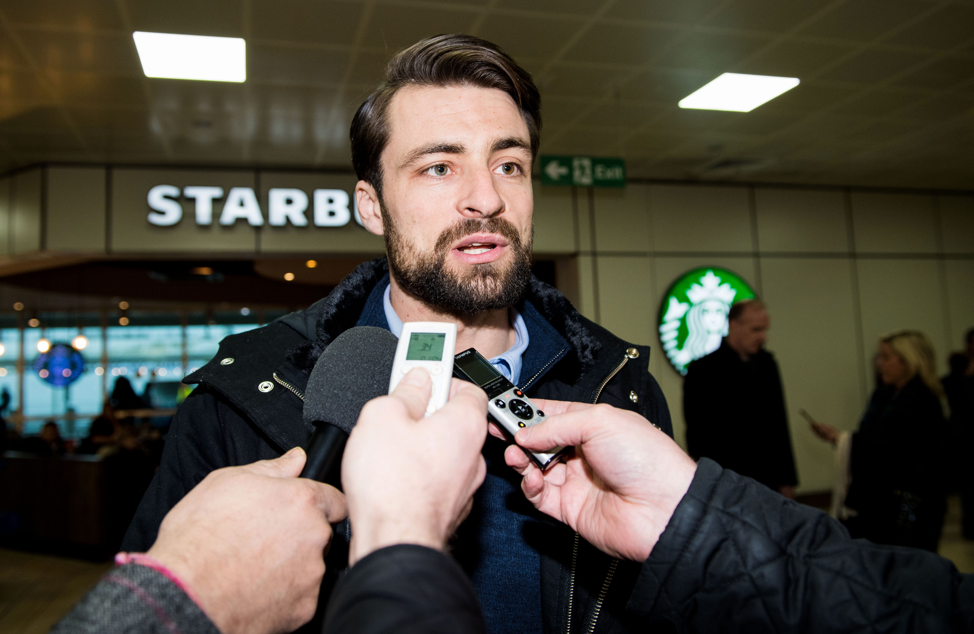 Rangers target Russell Martin arrives at Glasgow Airport (SNS Group / Ross Parker)