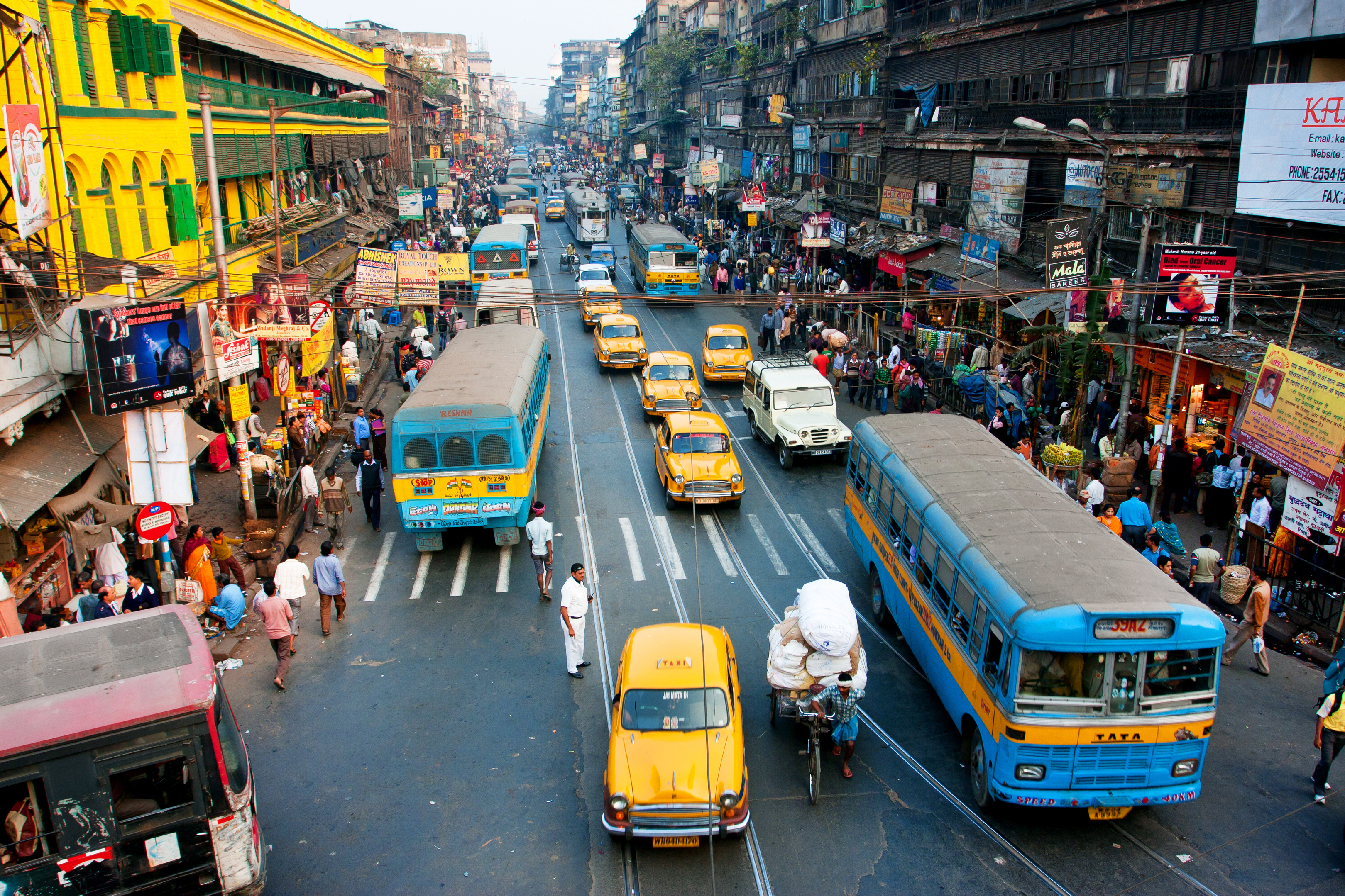 Graeme Macrae Burnet, Val McDermid and Abir Mukherjee are travelling to Kolkata for the literary festival (Getty Images/iStock)