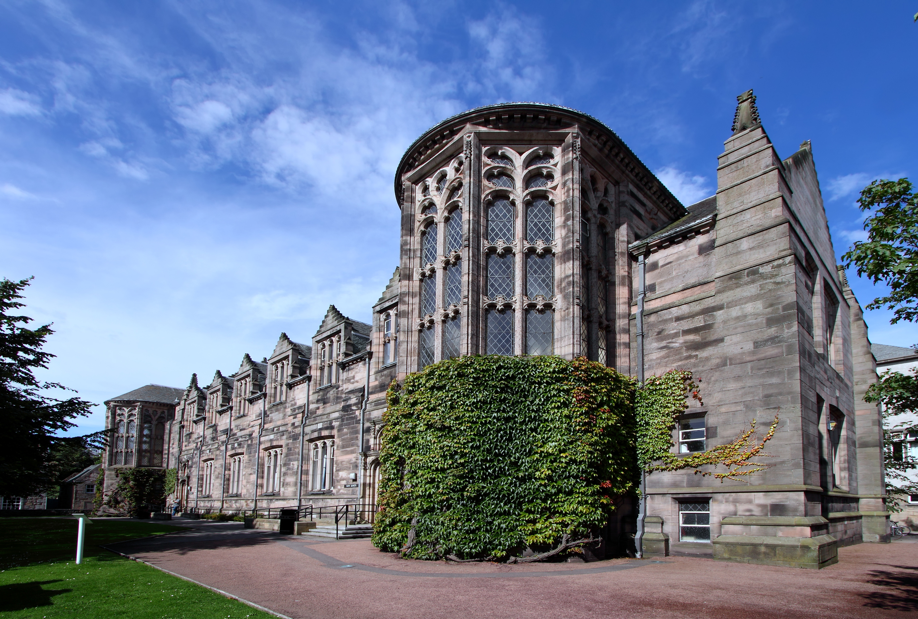 A senior member of staff at Aberdeen University has been recorded on video charging at students (Getty Images/iStock)