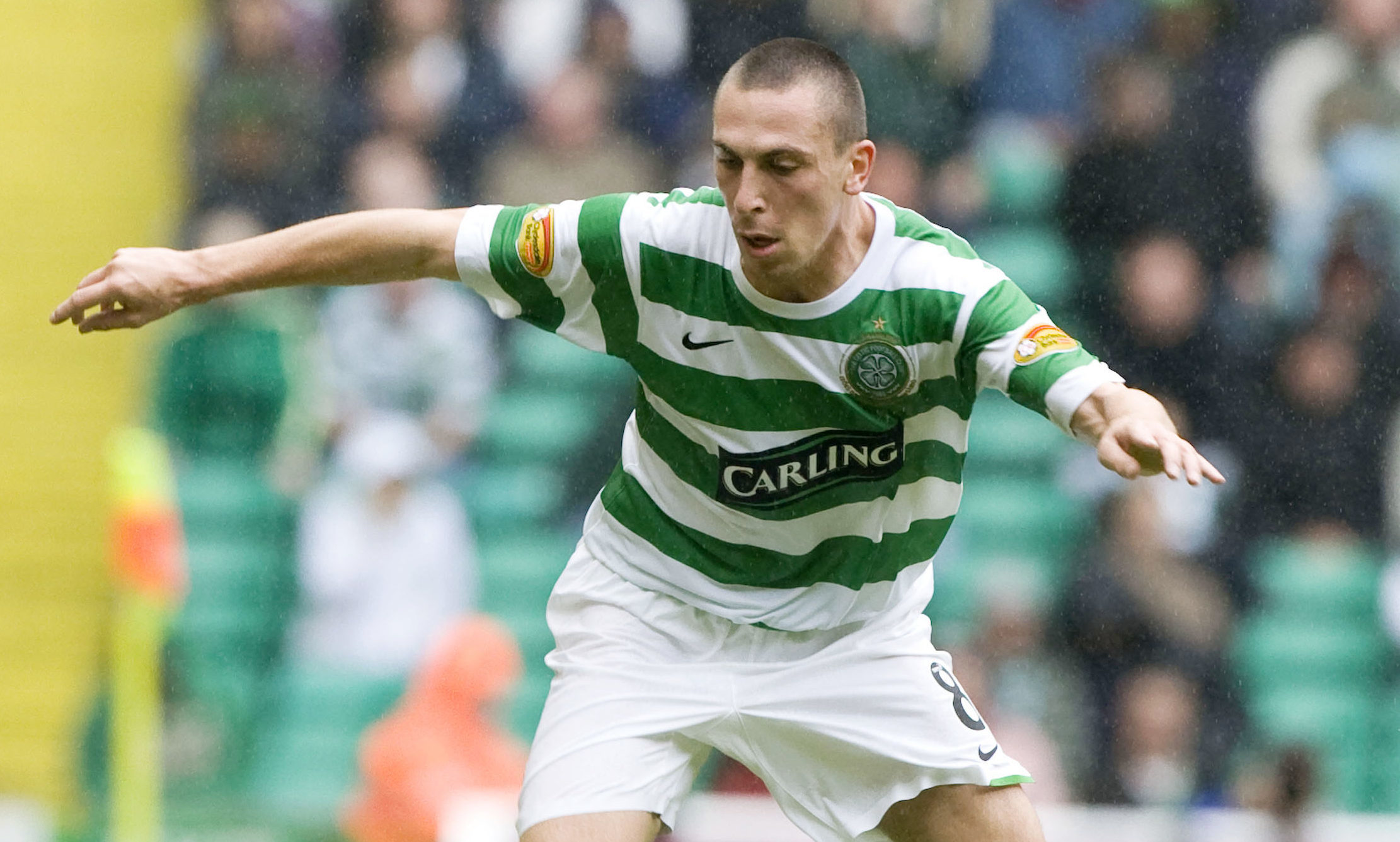 Scott Brown in action for Celtic on his debut, 2007 (SNS Group / Bill Murray)