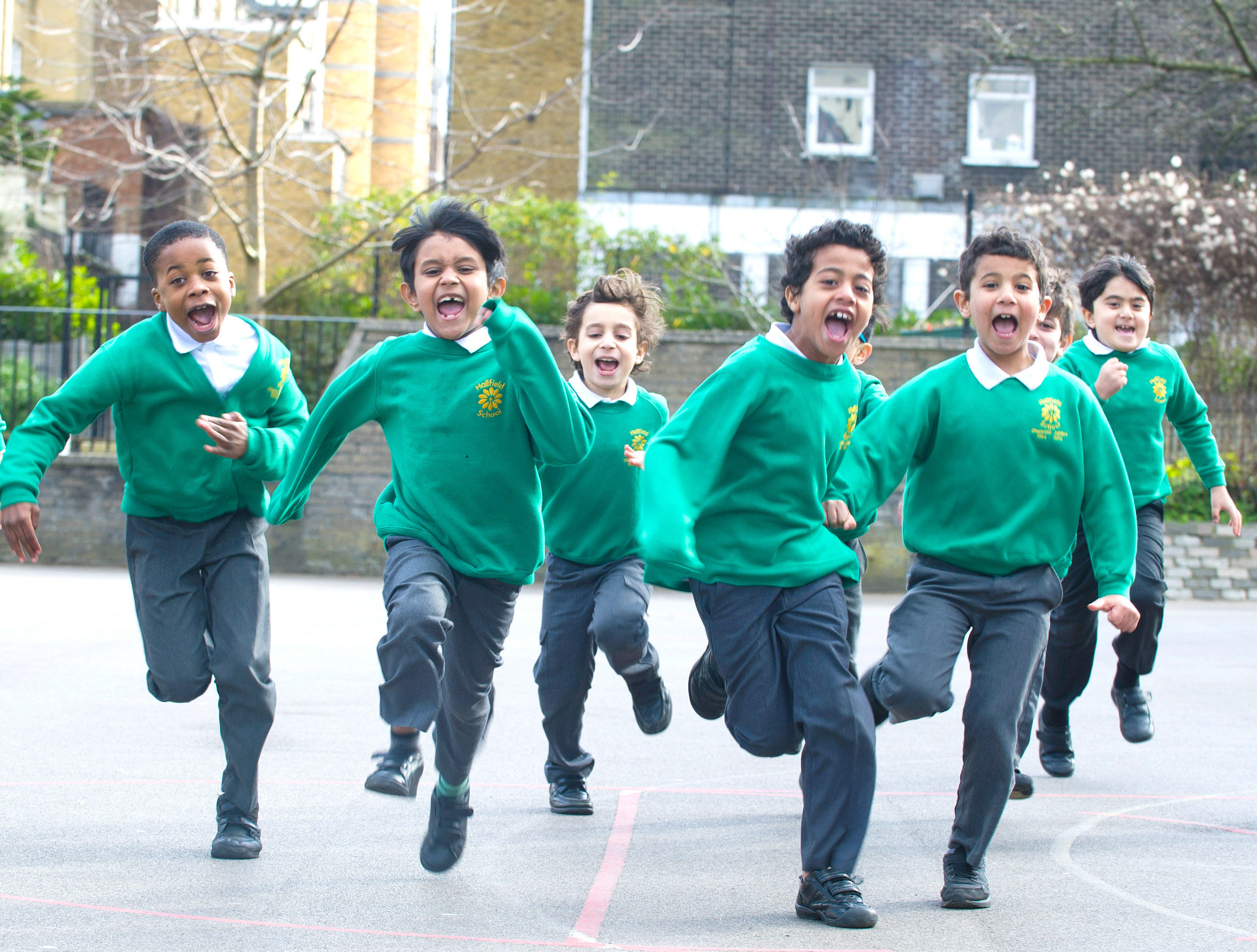 Running pupils from Hatfield School in London, where The Daily Mile was given its UK-wide launch after the idea won acclaim in Scotland (Alamy)