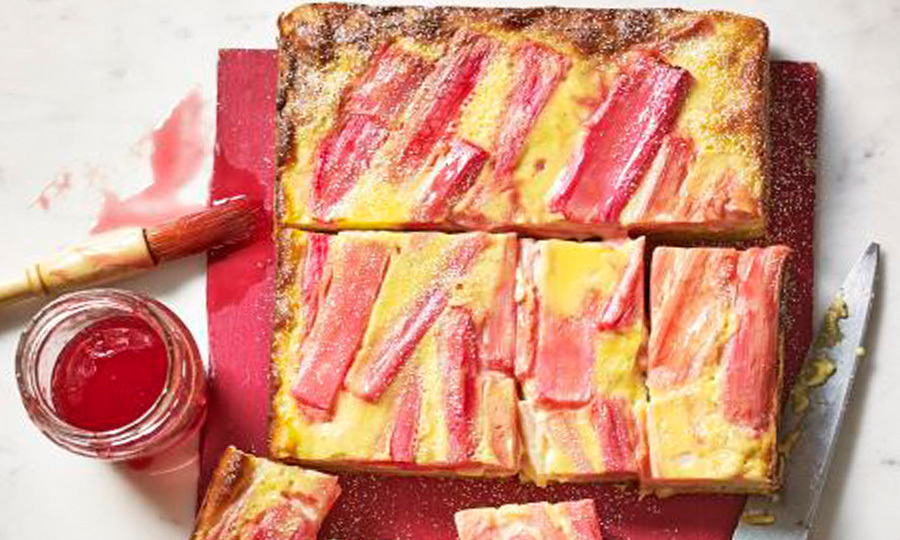 Rhubarb and custard slice