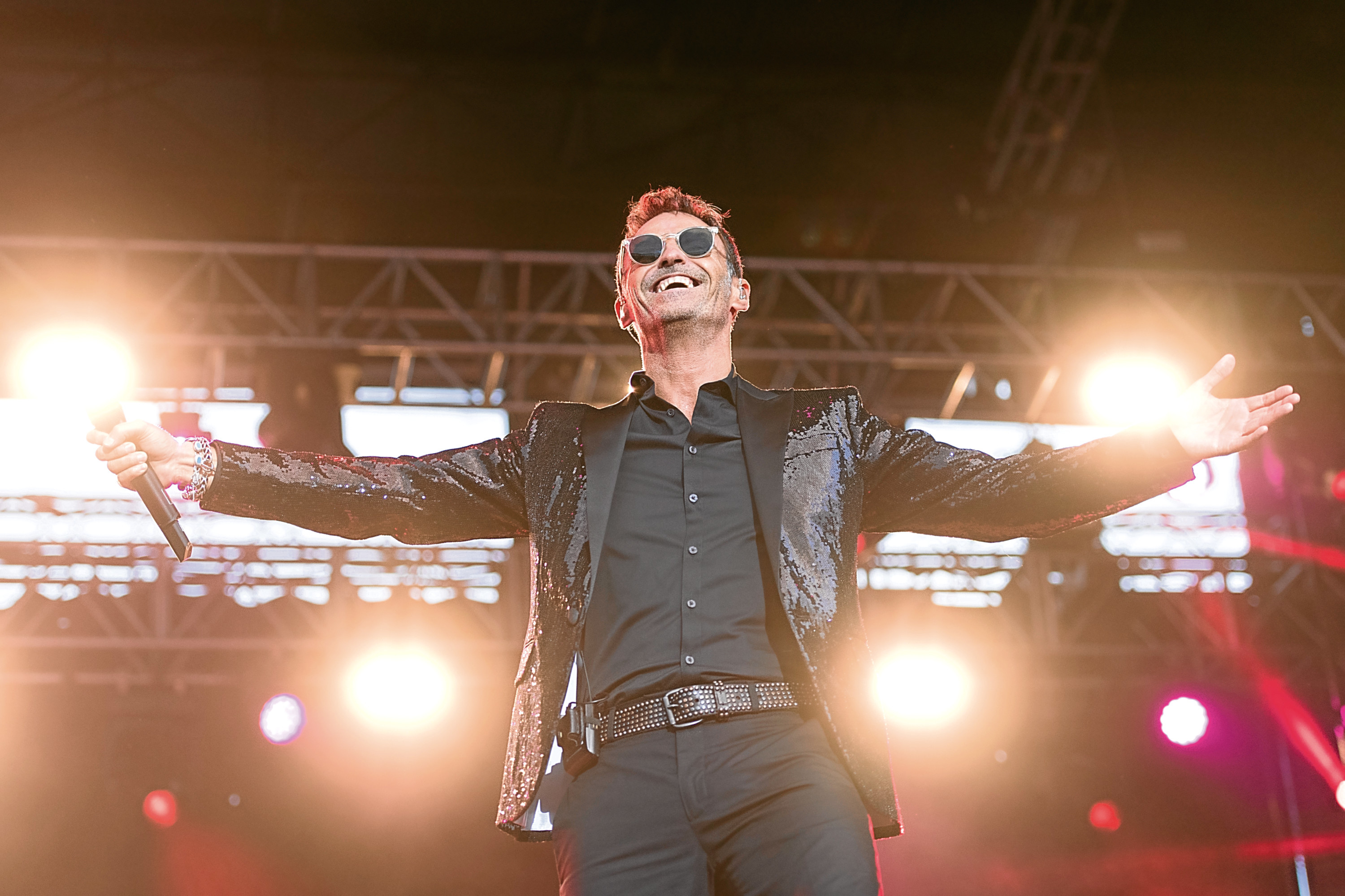 Wets frontman Marti Pellow, on stage, is hitting the road again (Roberto Ricciuti/Redferns)